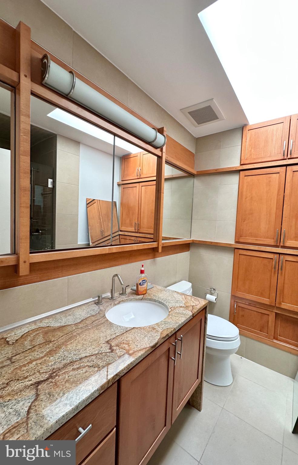 BROYHILL FOREST - Residential Lease