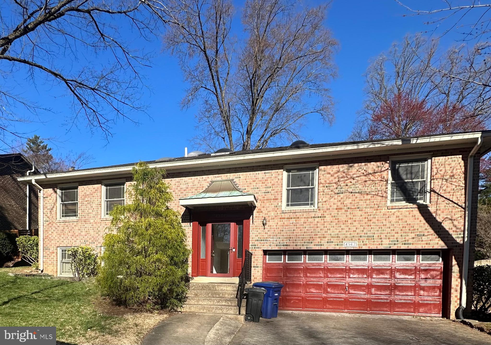 BROYHILL FOREST - Residential Lease