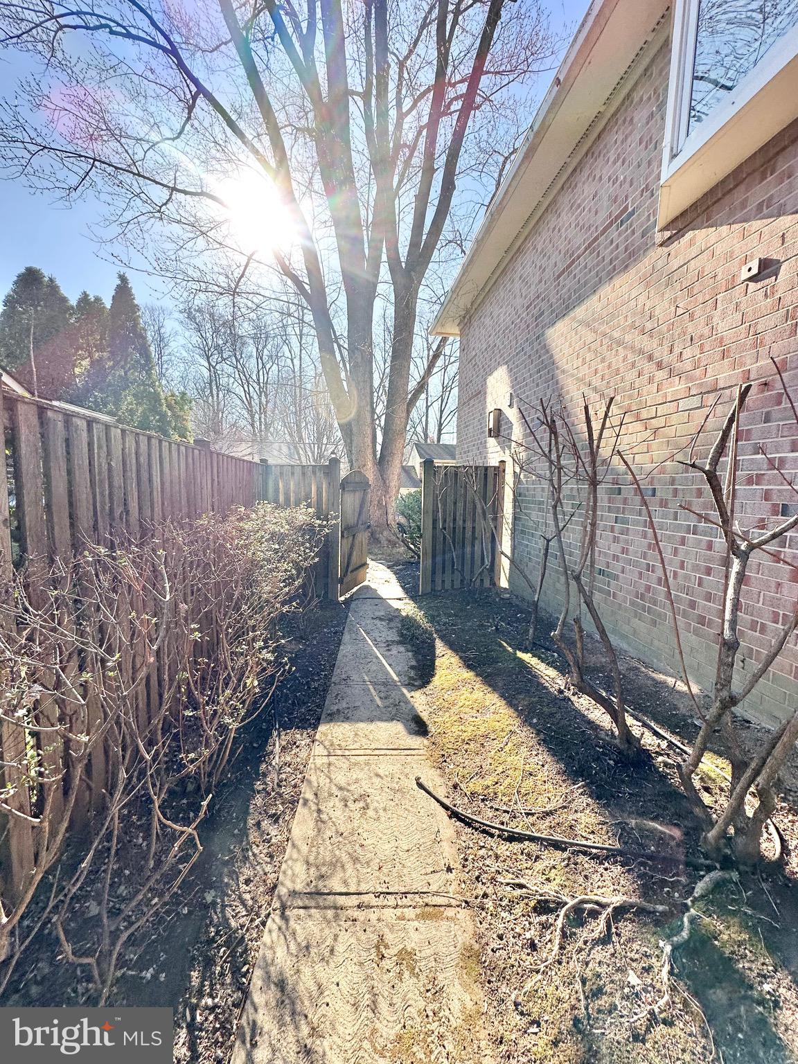 BROYHILL FOREST - Residential Lease