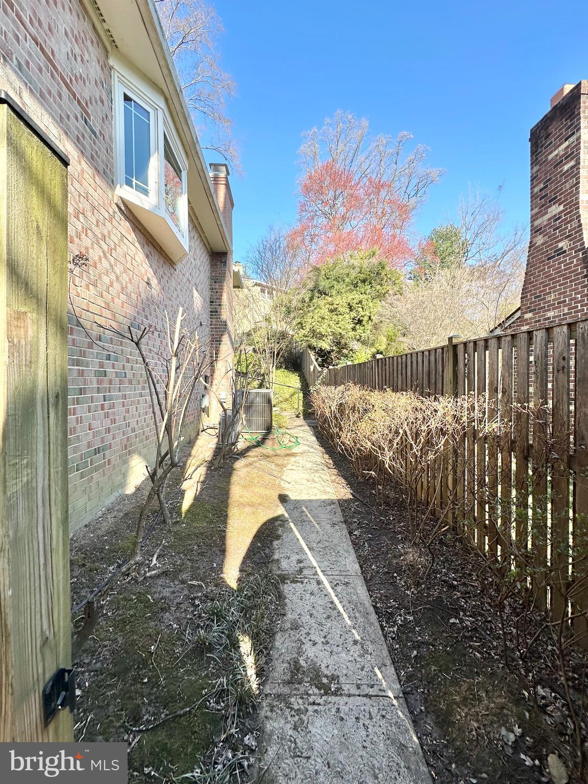 BROYHILL FOREST - Residential Lease