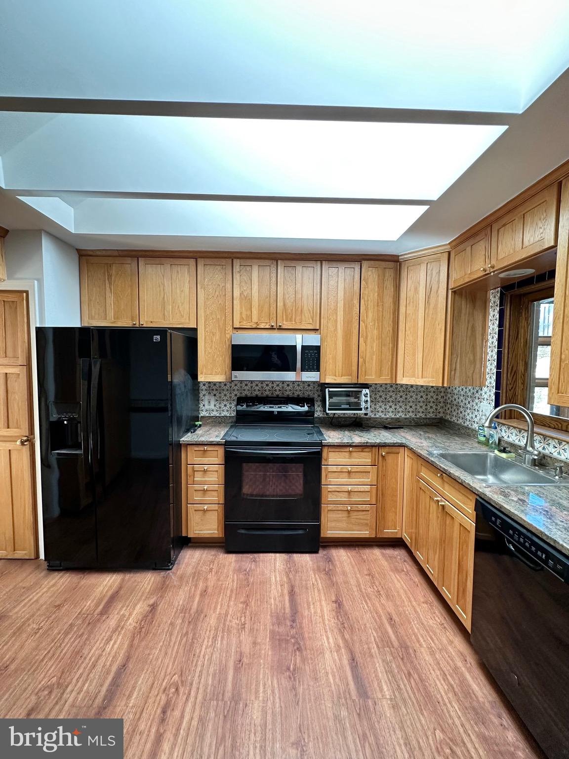 BROYHILL FOREST - Residential Lease