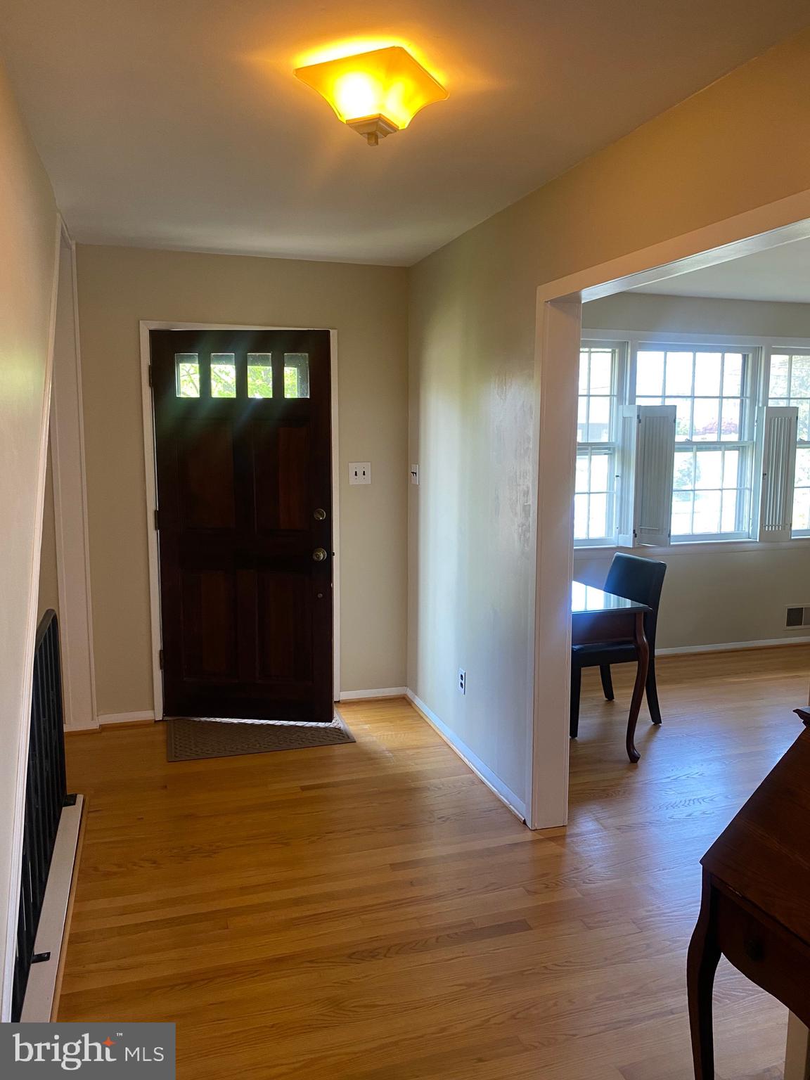 COUNTRY CLUB MANOR - Residential