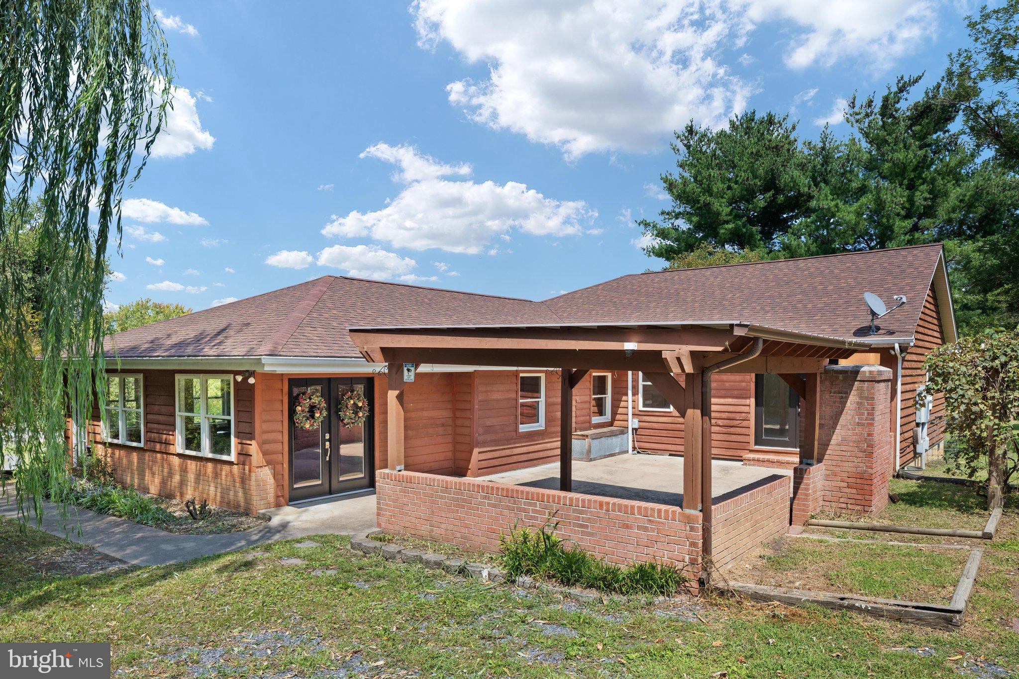 1116 MAURERTOWN MILL ROAD