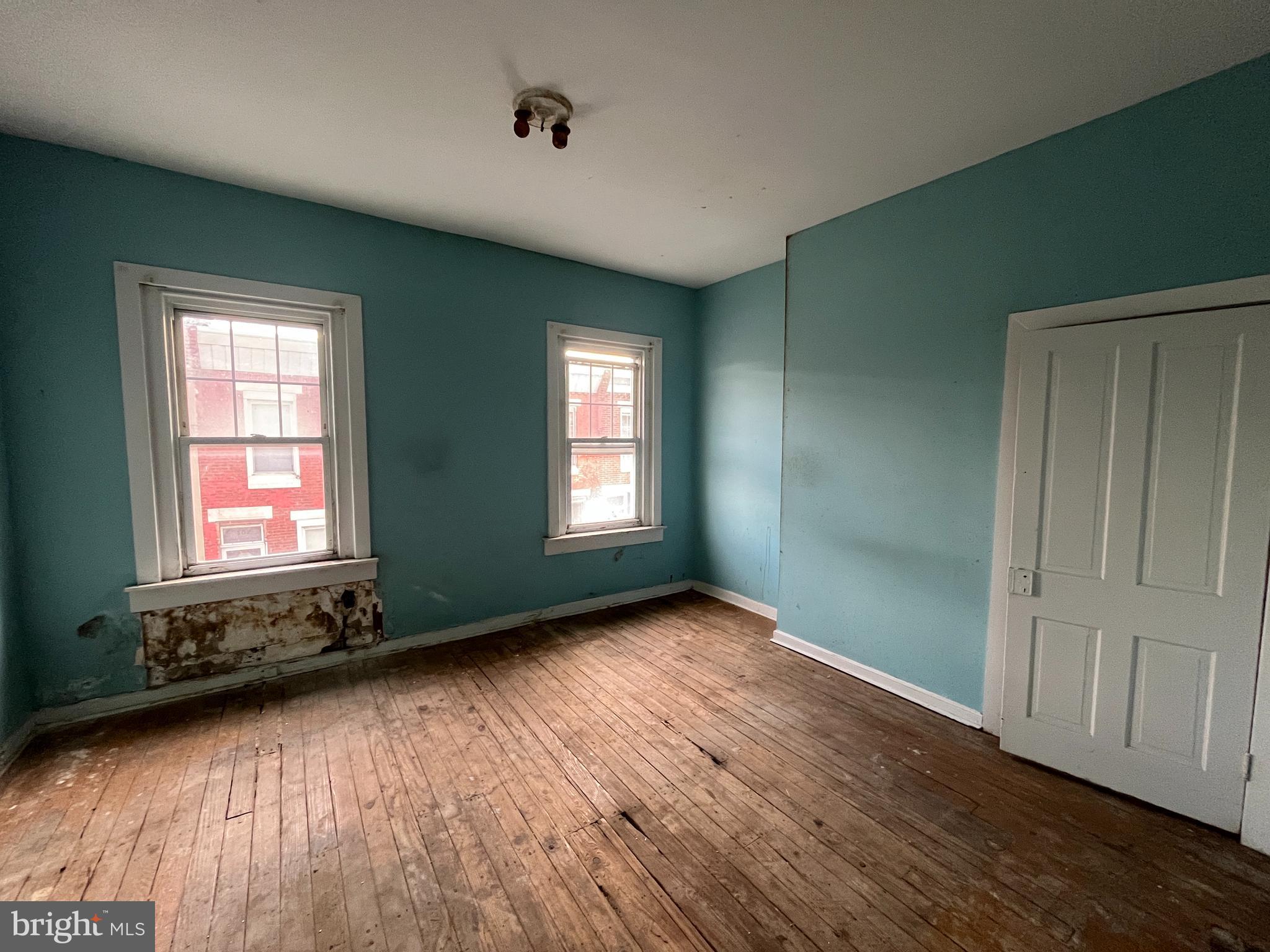 WHITMAN - Residential