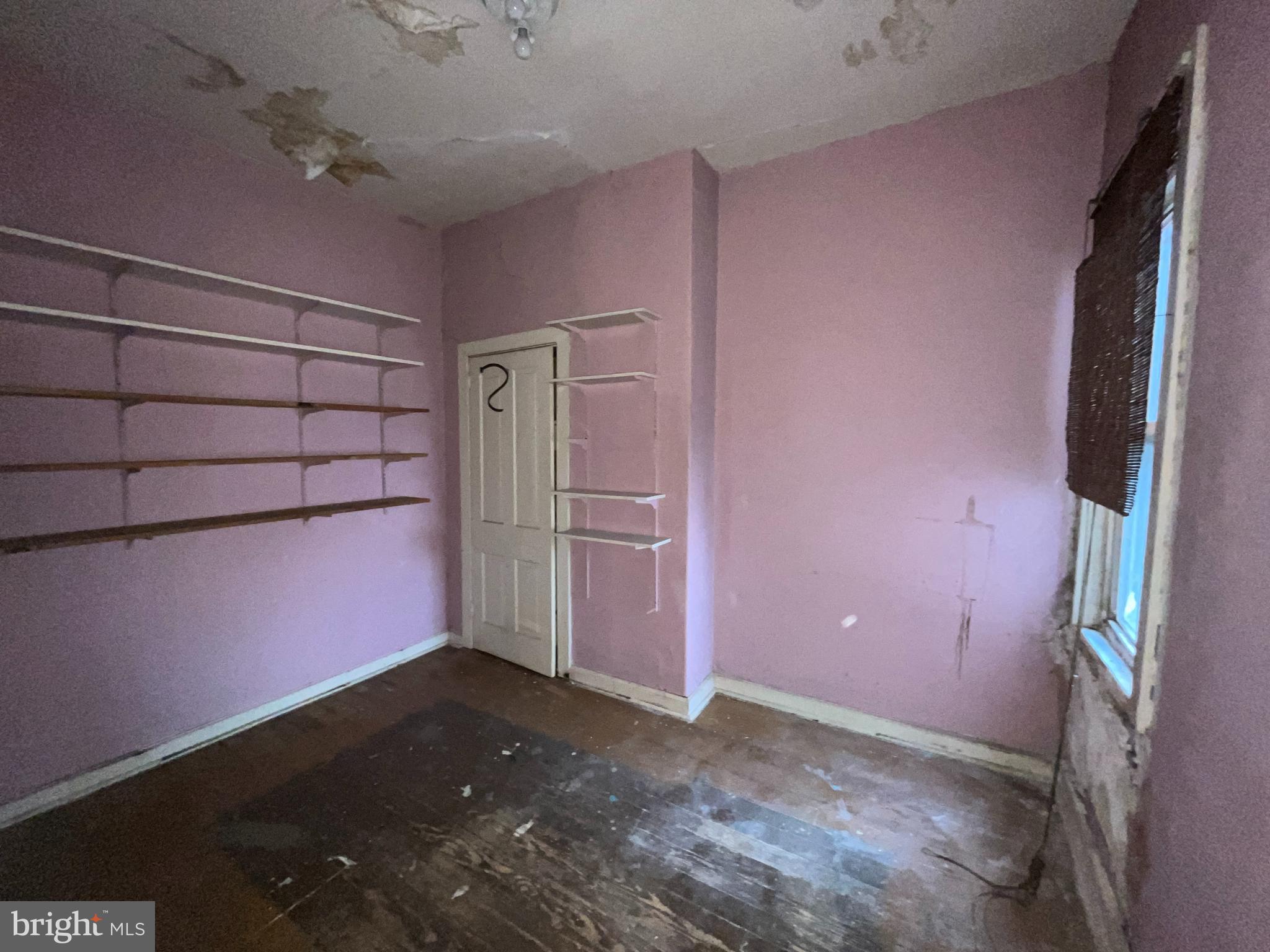 WHITMAN - Residential