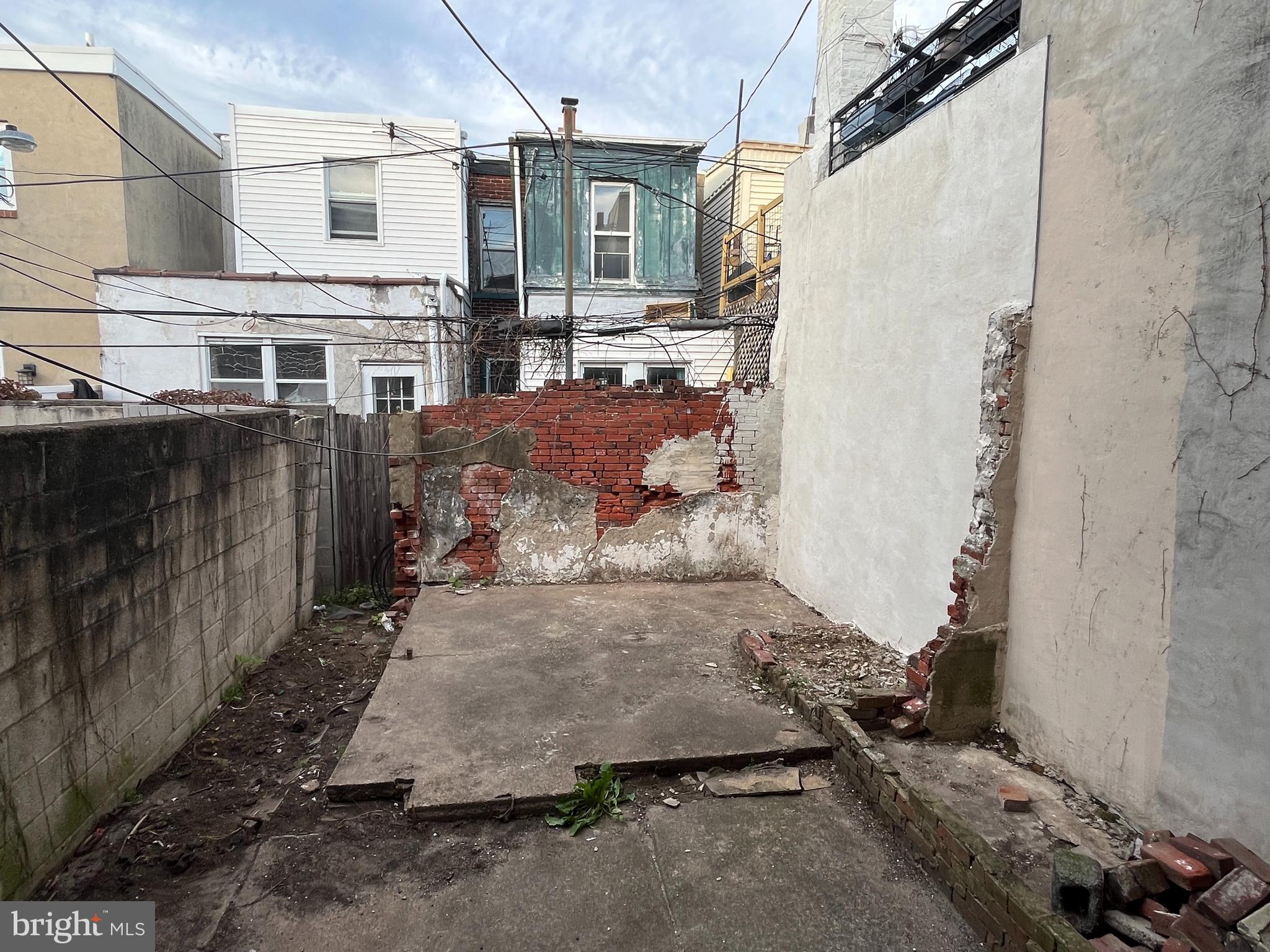 WHITMAN - Residential