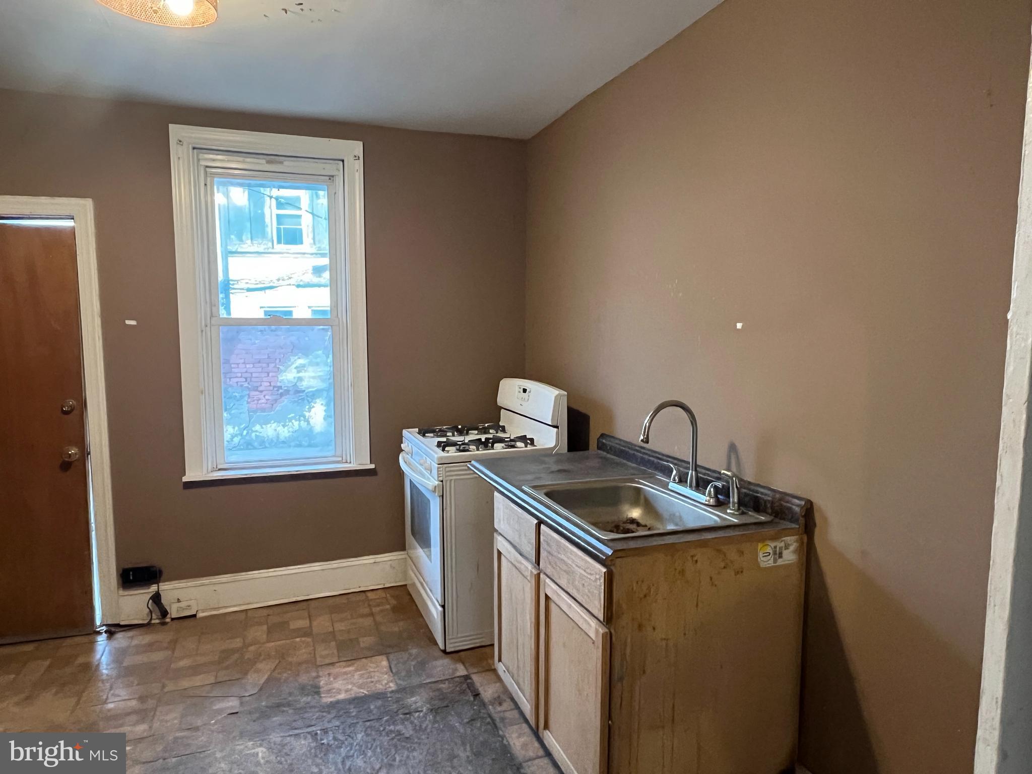 WHITMAN - Residential