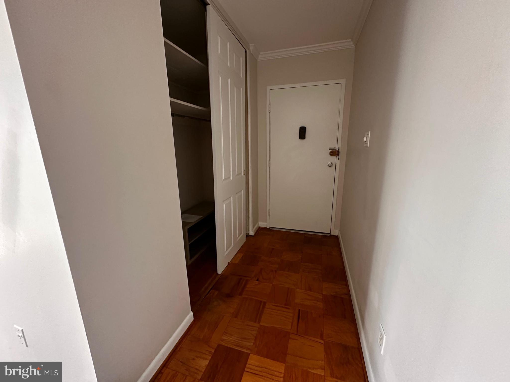 10619 MONTROSE AVENUE 202