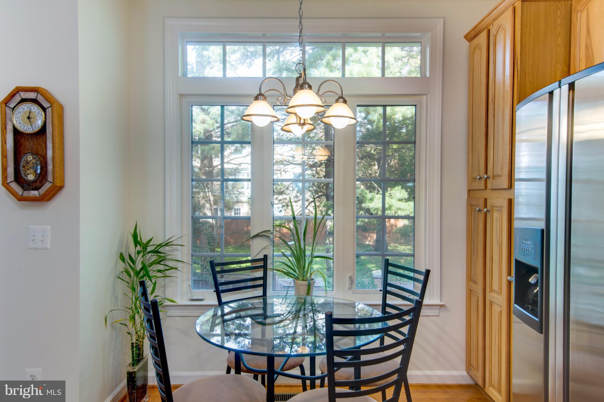 MADISON MANOR - Residential