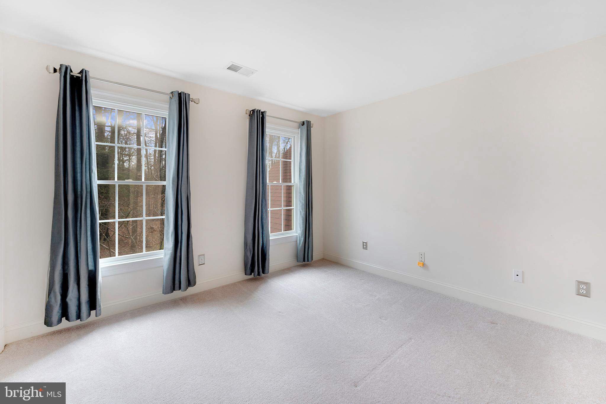 CLIFTON MEADOWS - Residential
