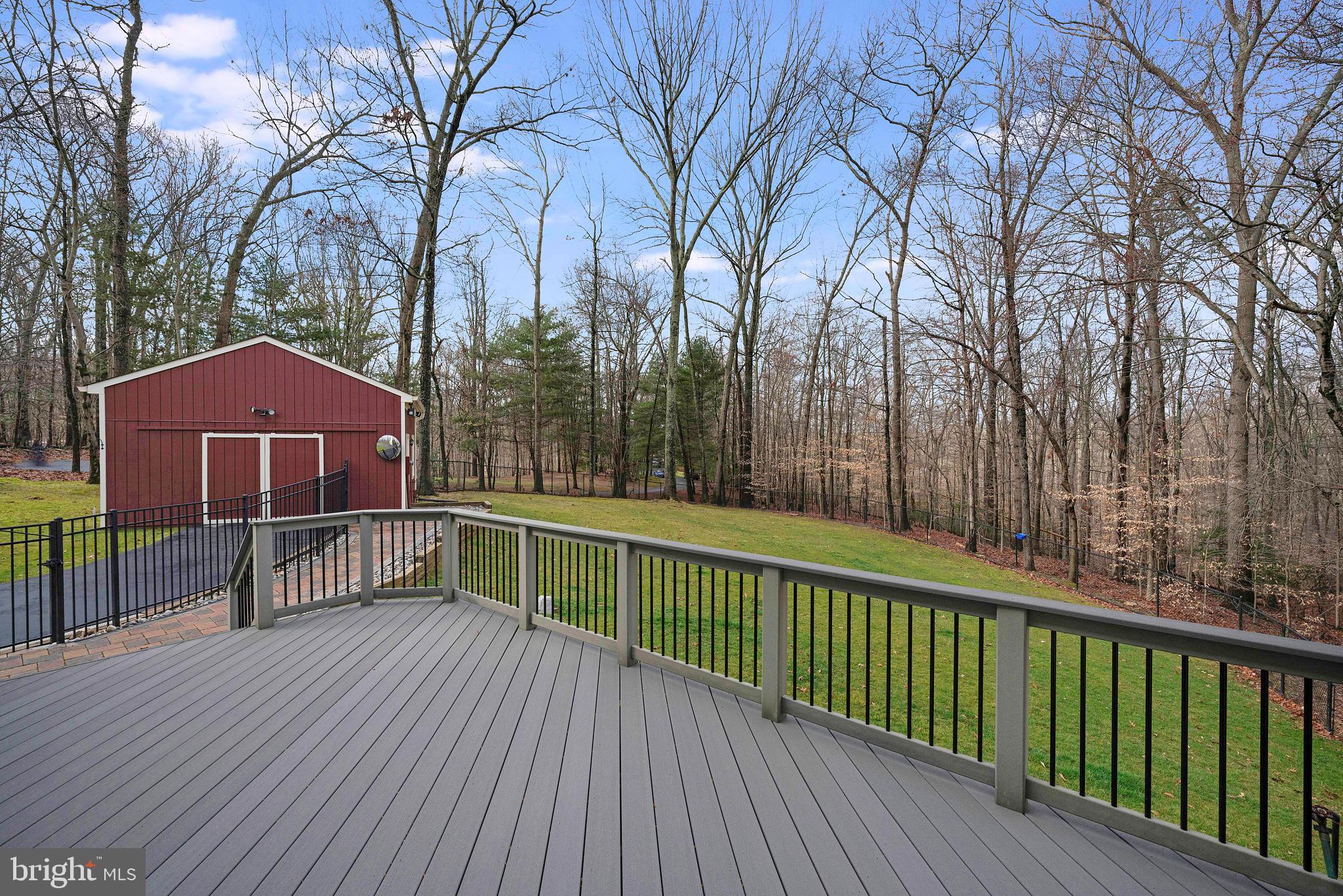 CLIFTON MEADOWS - Residential