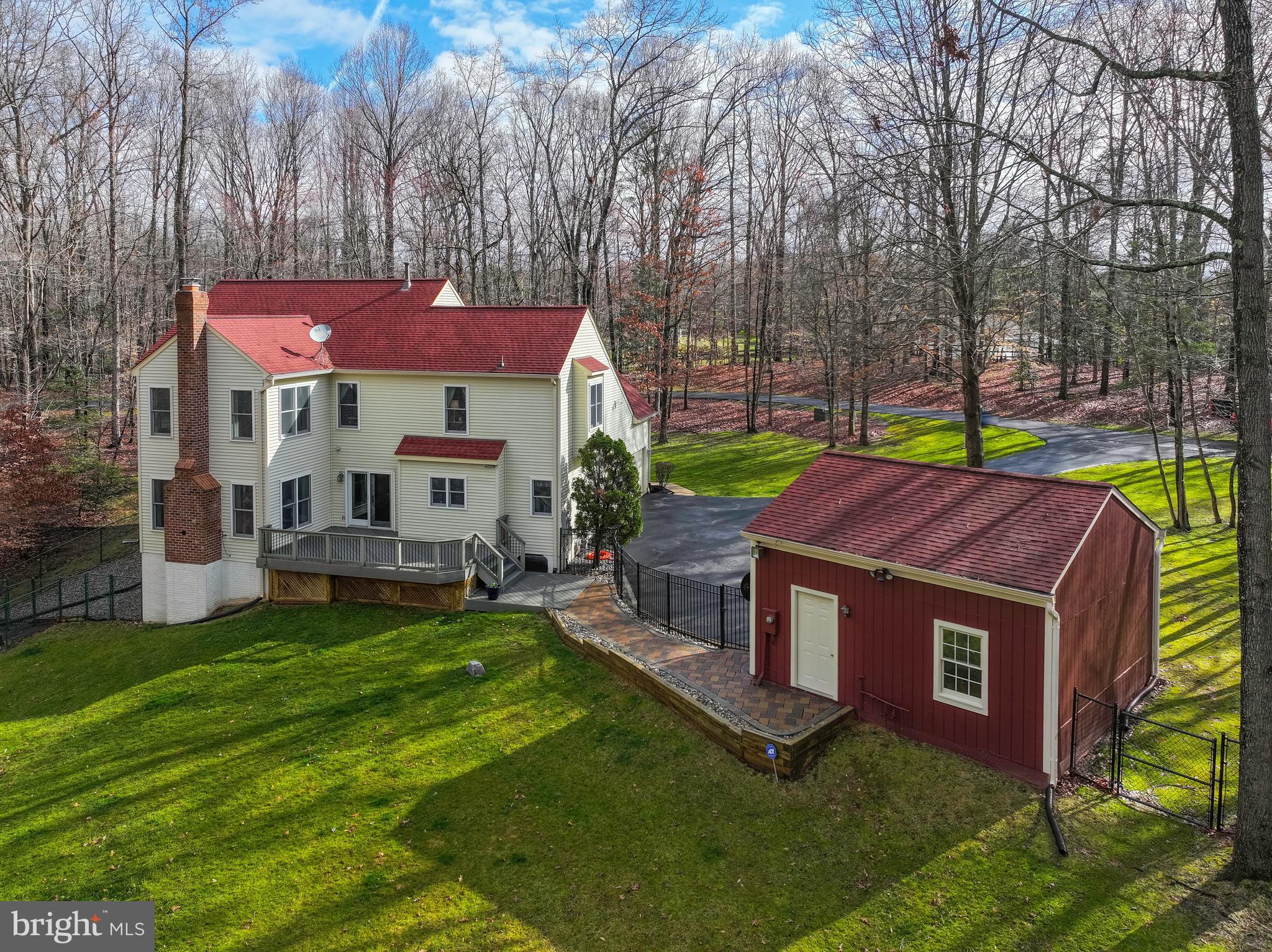 CLIFTON MEADOWS - Residential