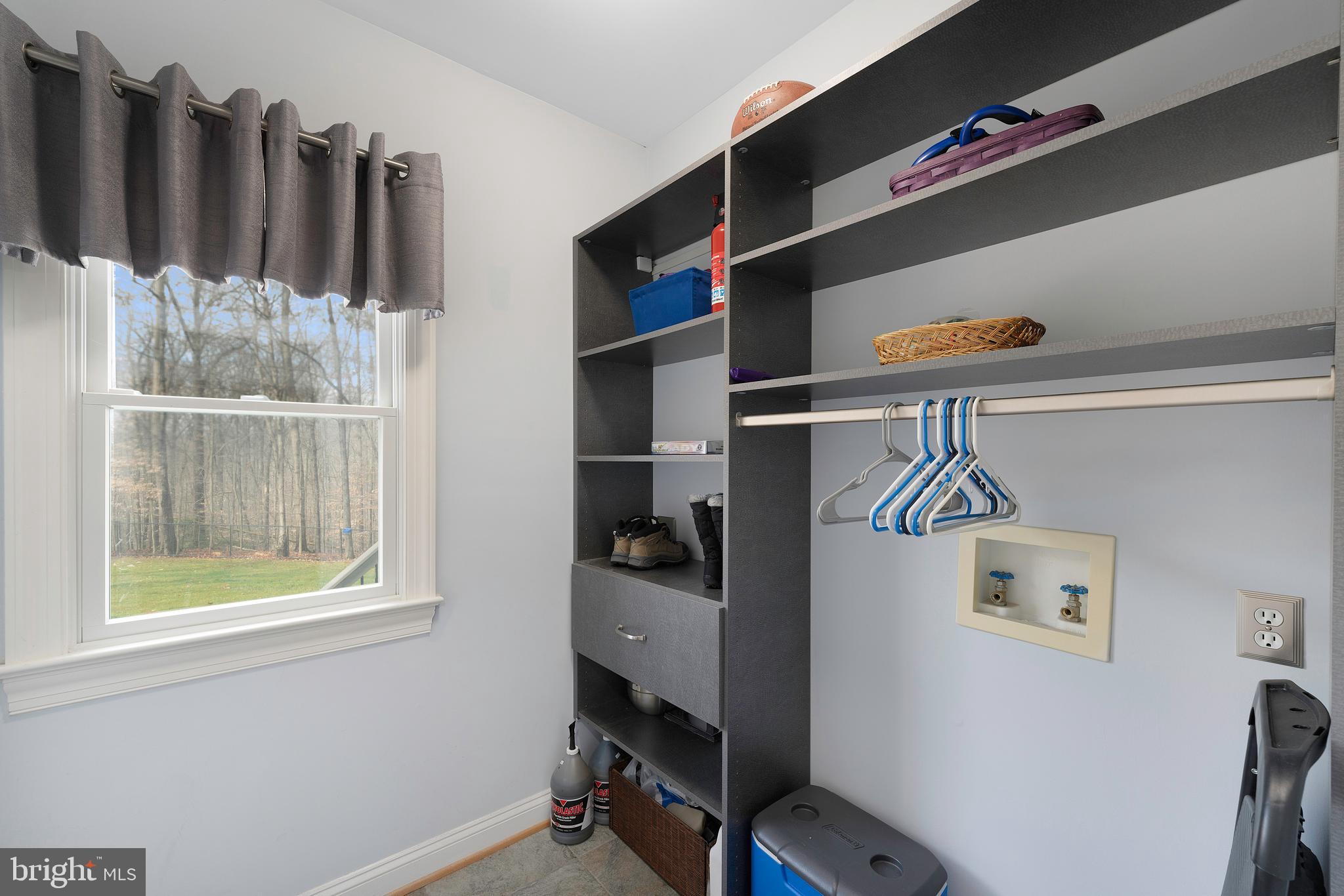 CLIFTON MEADOWS - Residential