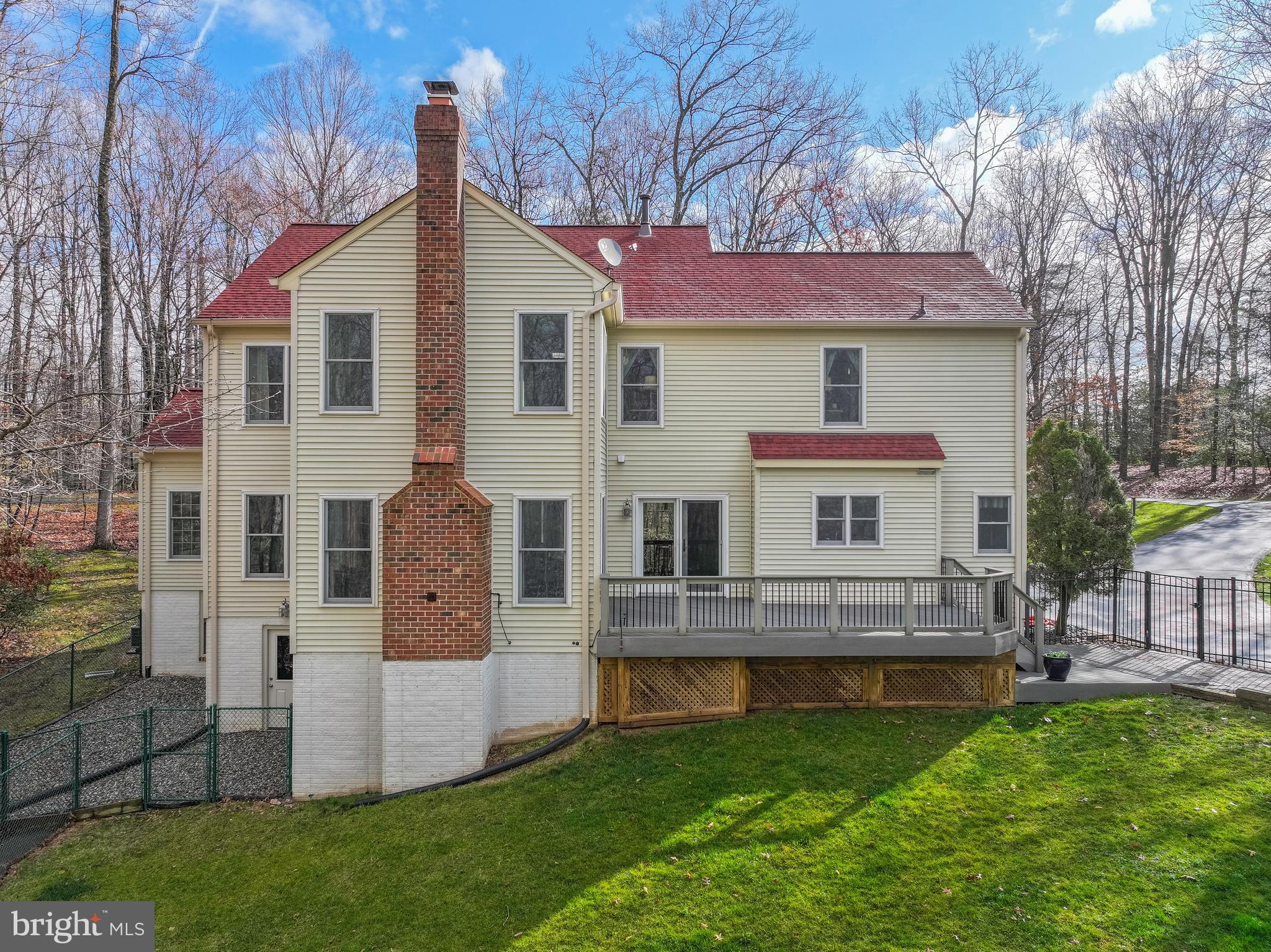 CLIFTON MEADOWS - Residential