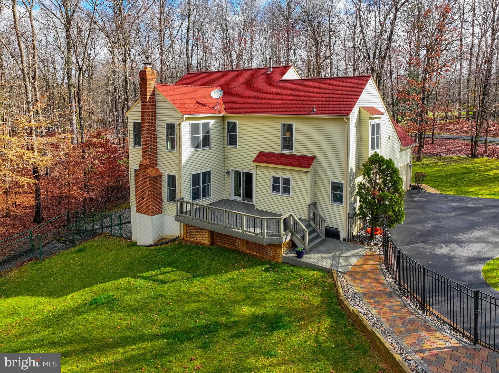 CLIFTON MEADOWS - Residential