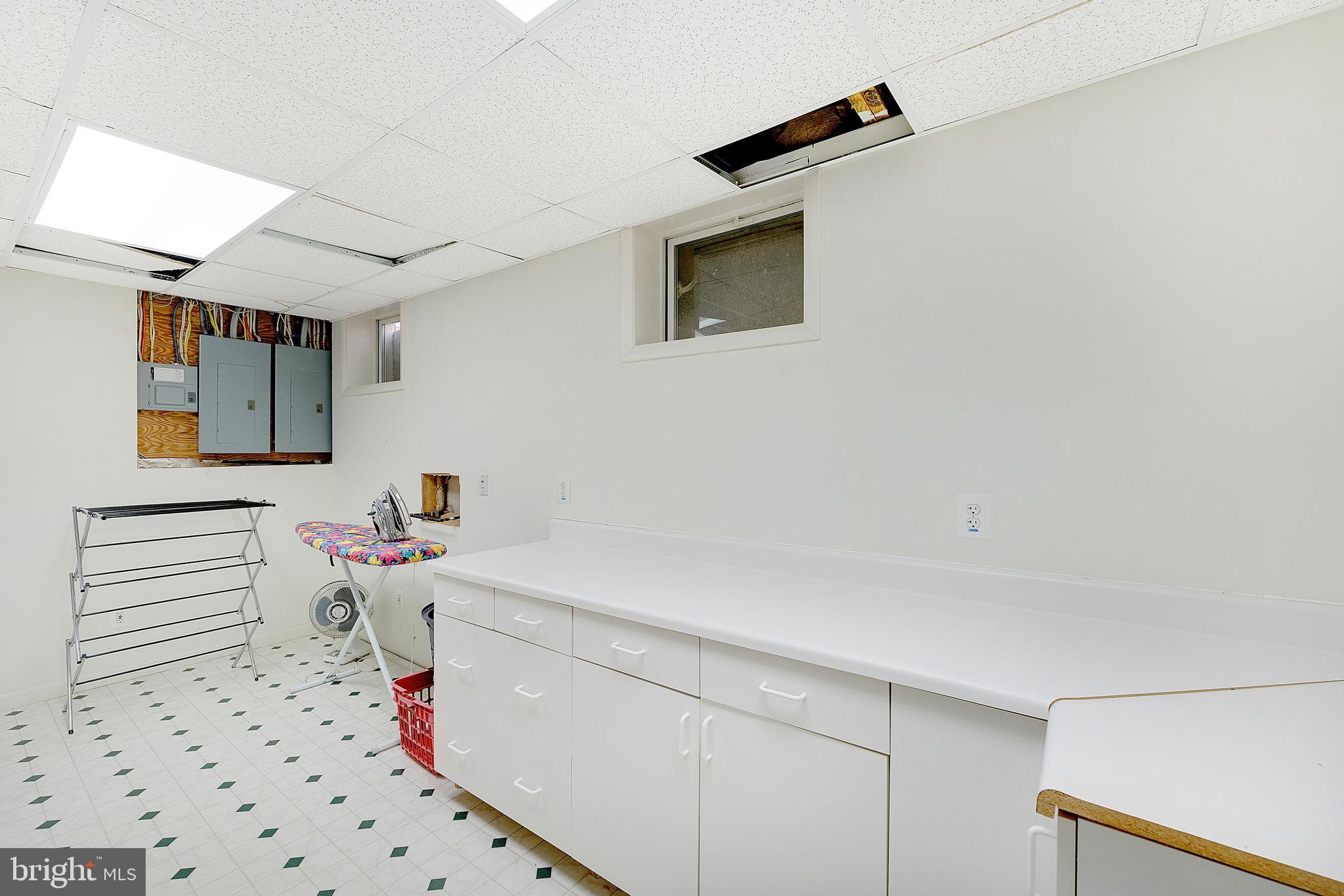 CLIFTON MEADOWS - Residential