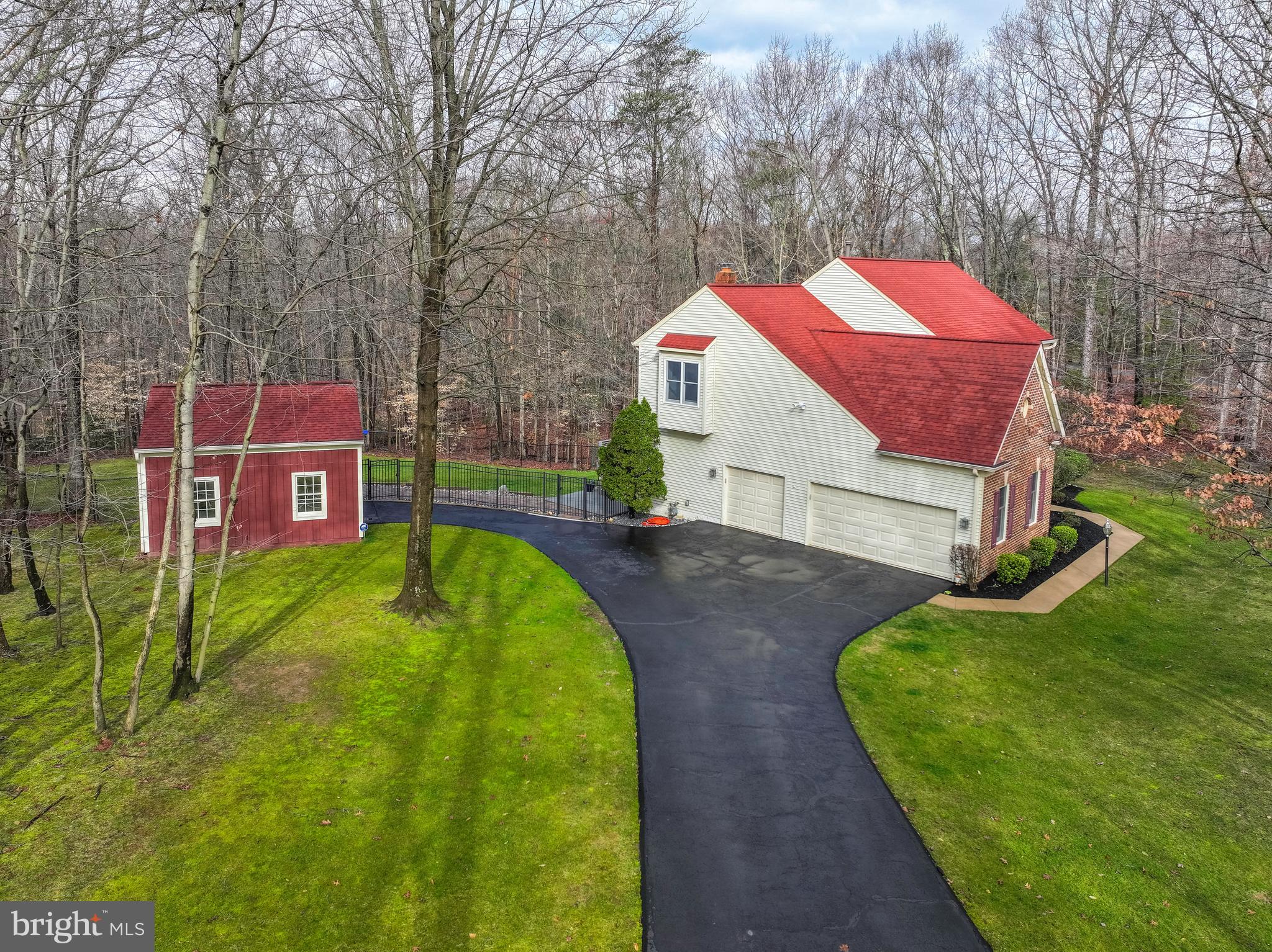 CLIFTON MEADOWS - Residential