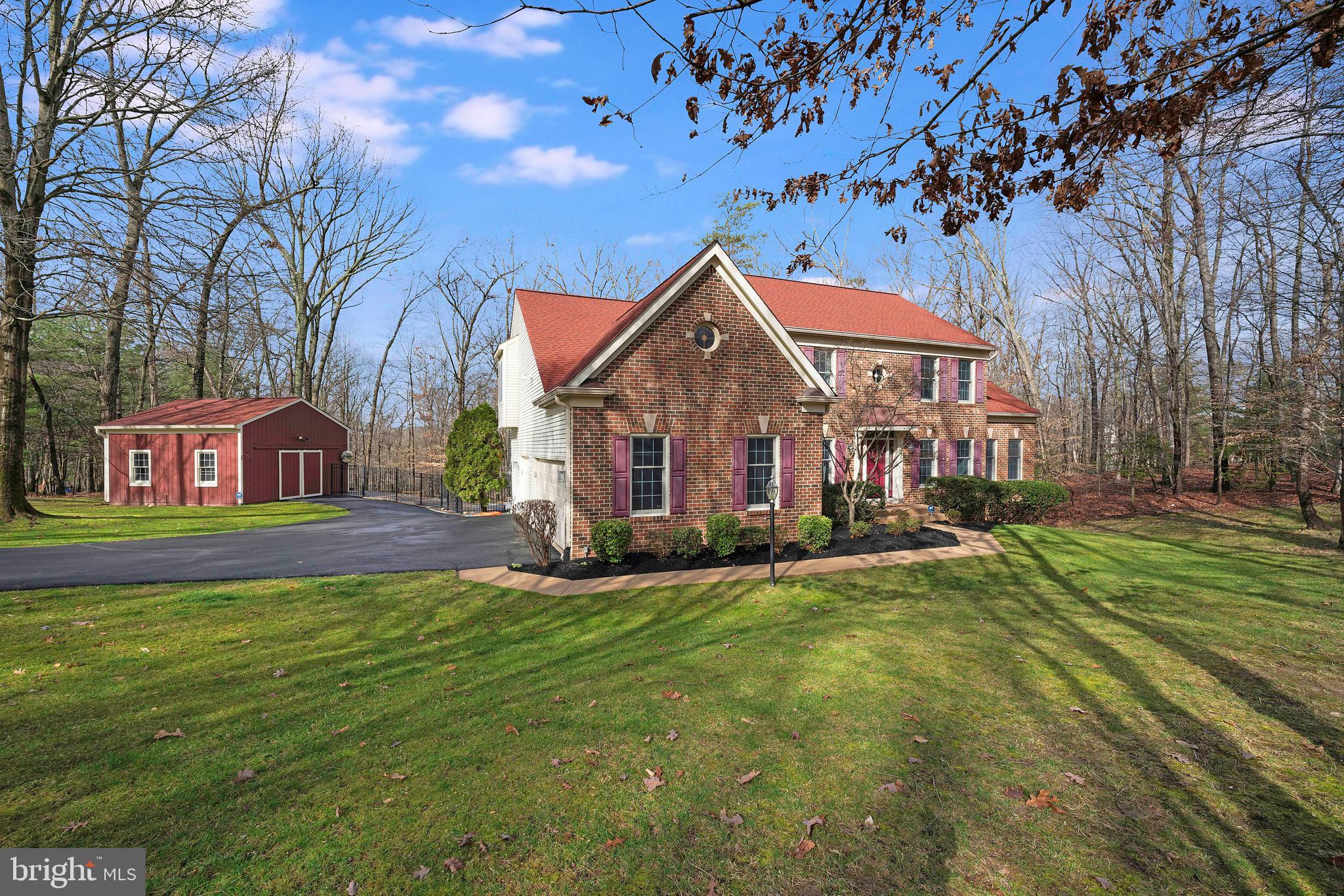 CLIFTON MEADOWS - Residential