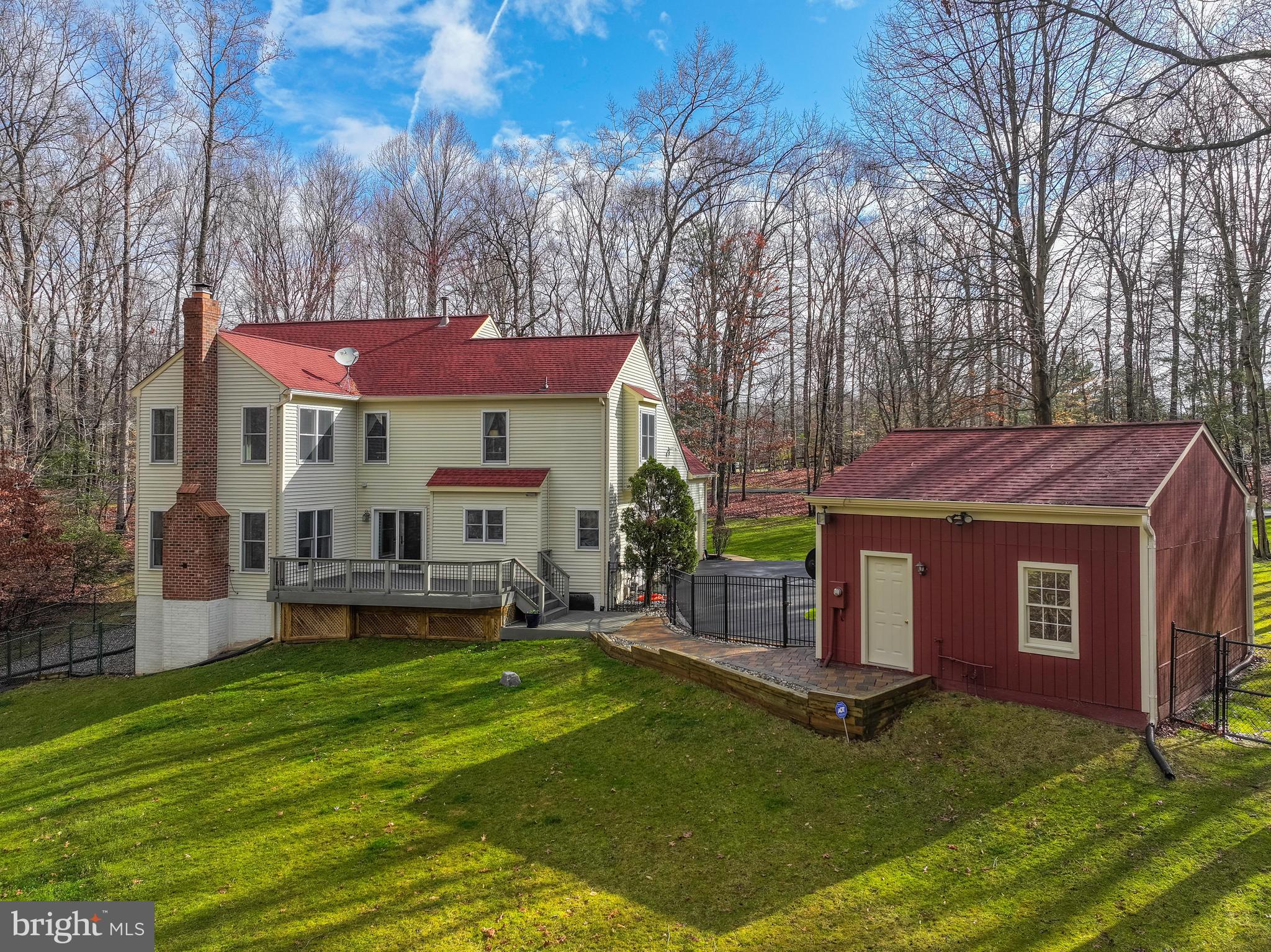 CLIFTON MEADOWS - Residential