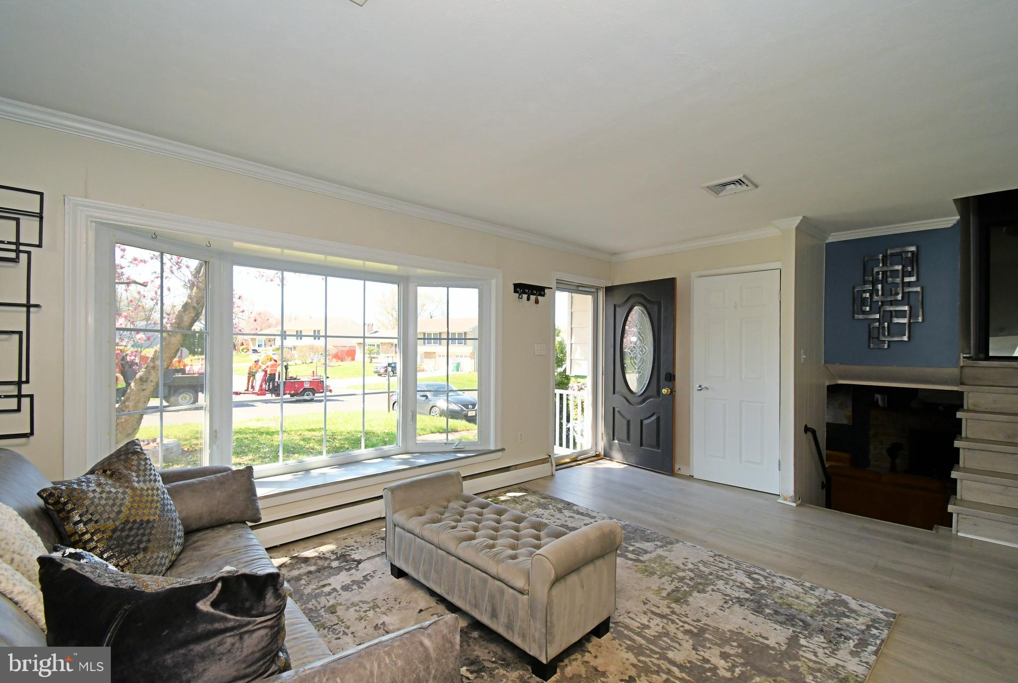7 SANDY DRIVE