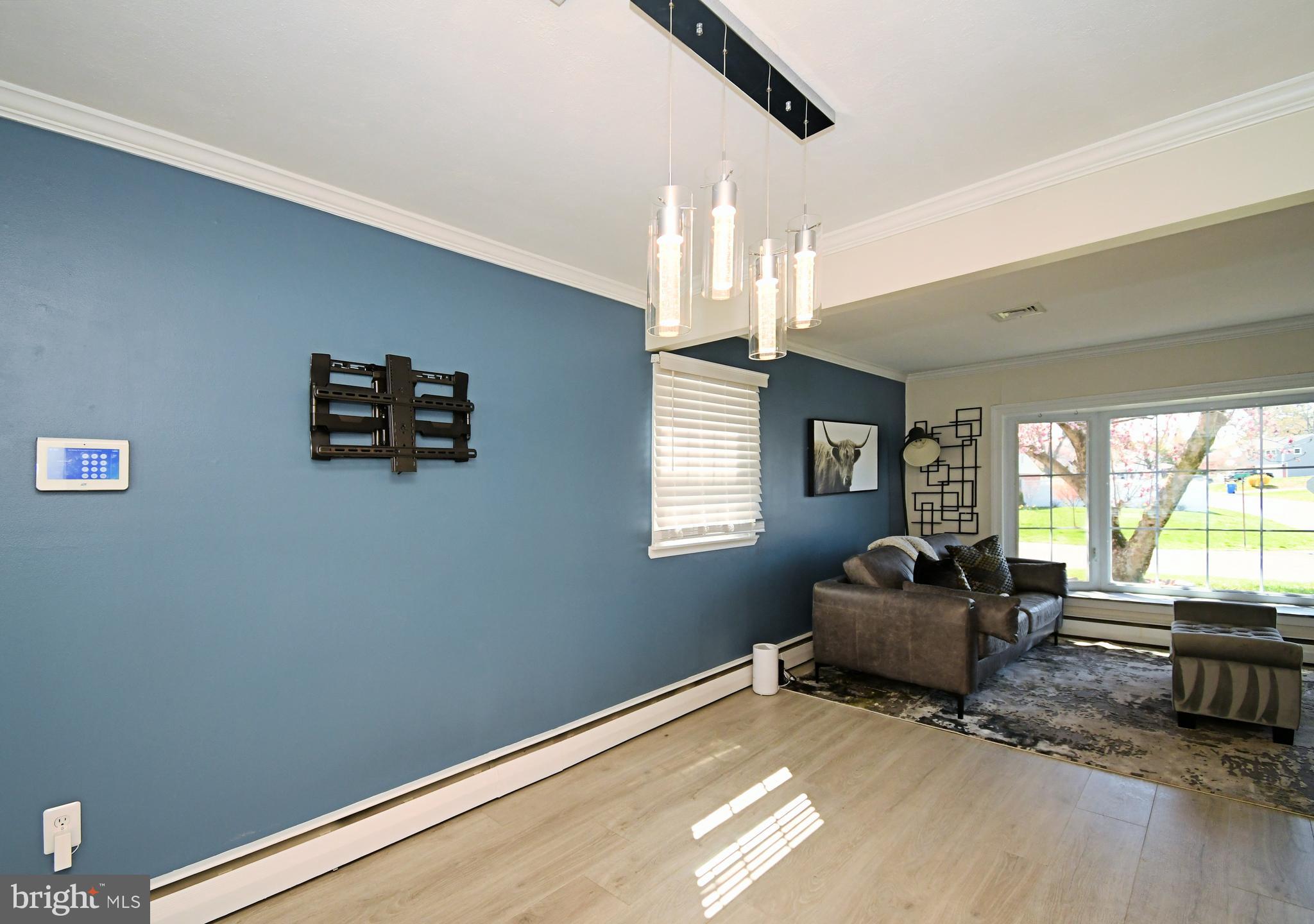 PENNSBURY HGTS - Residential