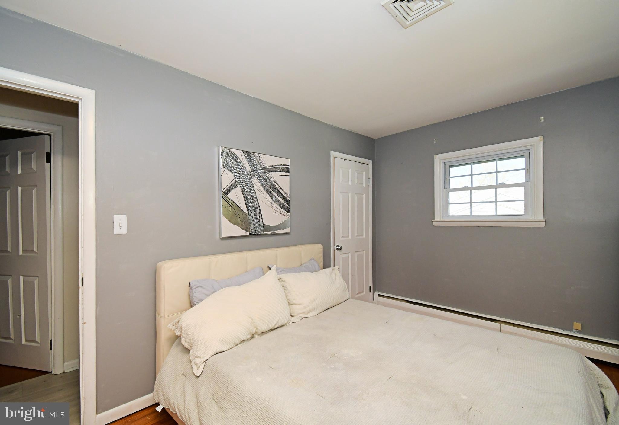 PENNSBURY HGTS - Residential