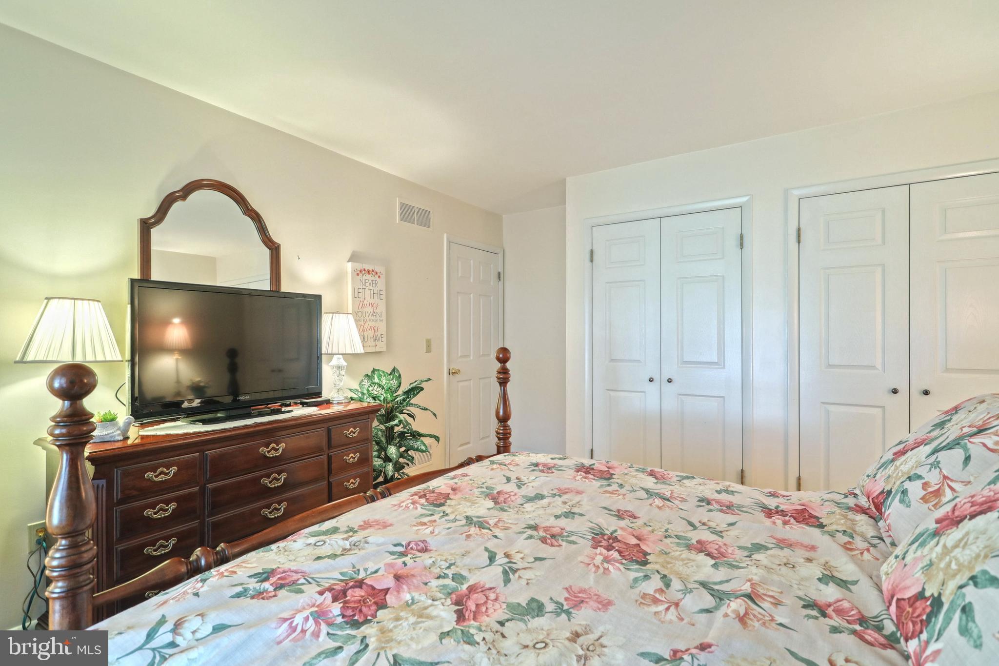 MARLBOROUGH WEST - Residential