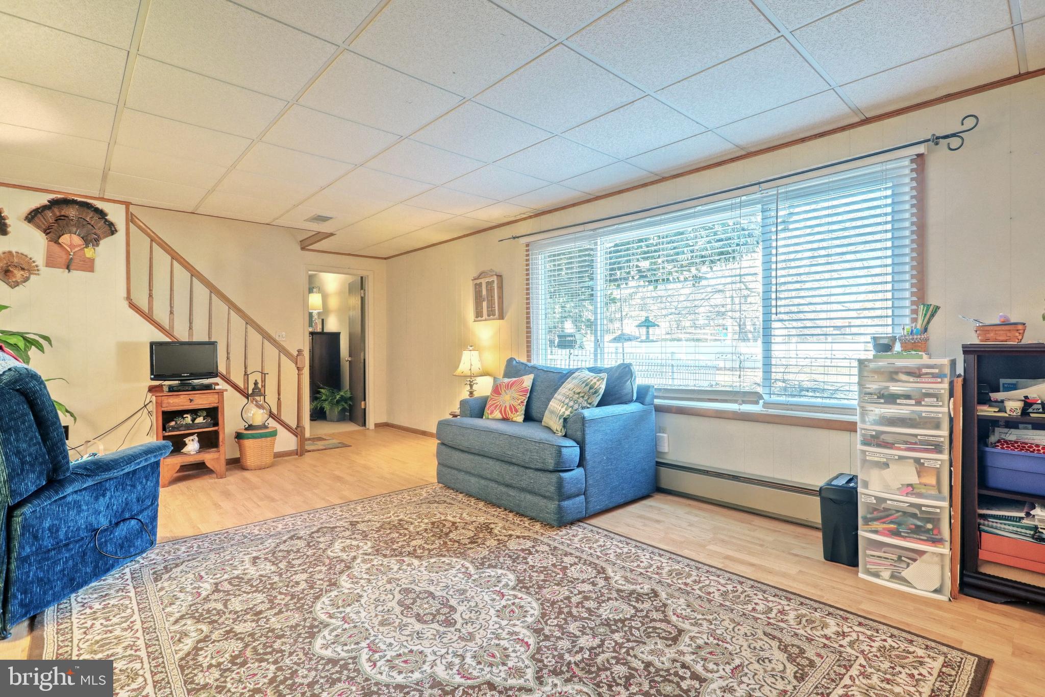 MARLBOROUGH WEST - Residential