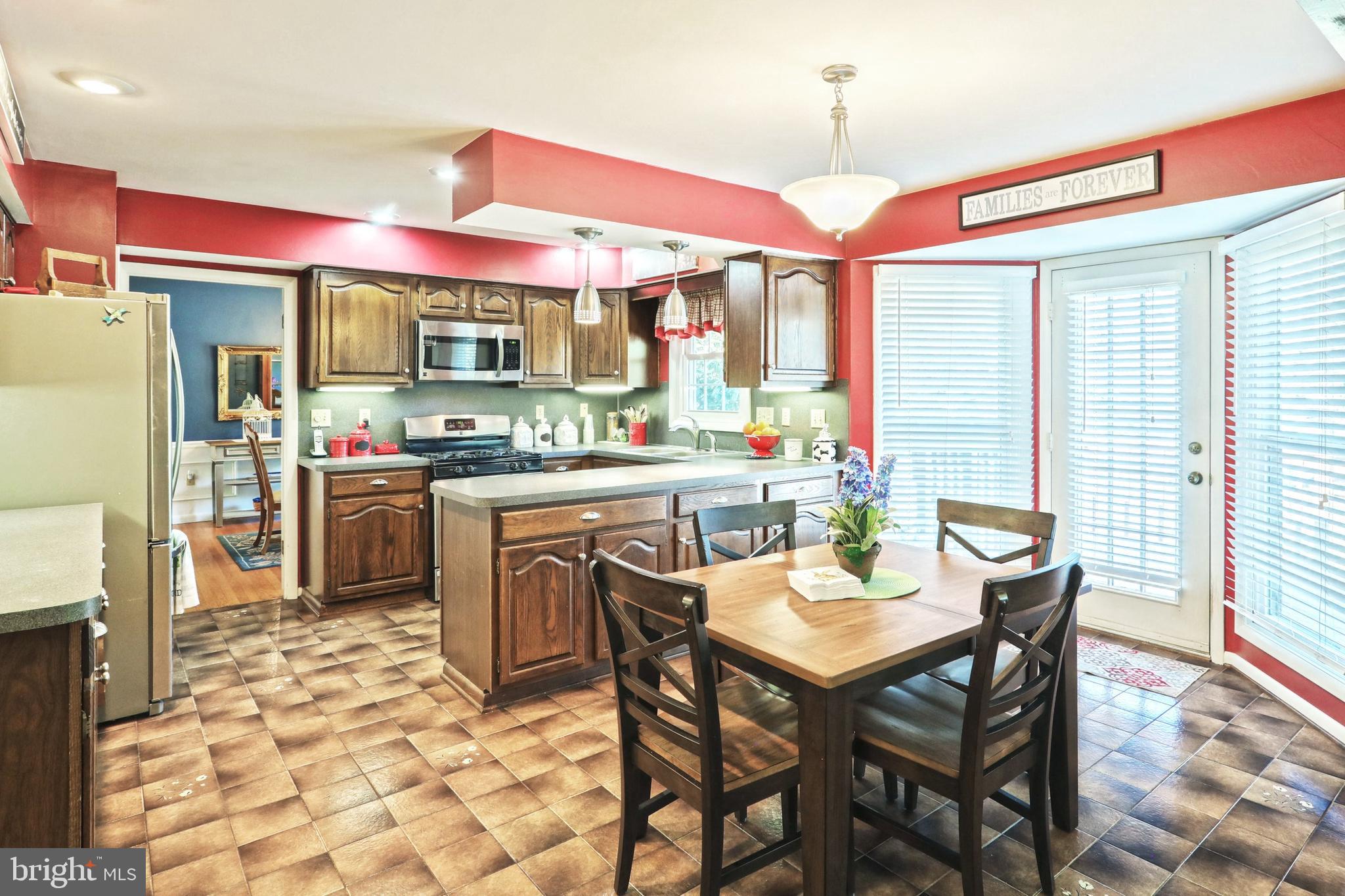 MARLBOROUGH WEST - Residential