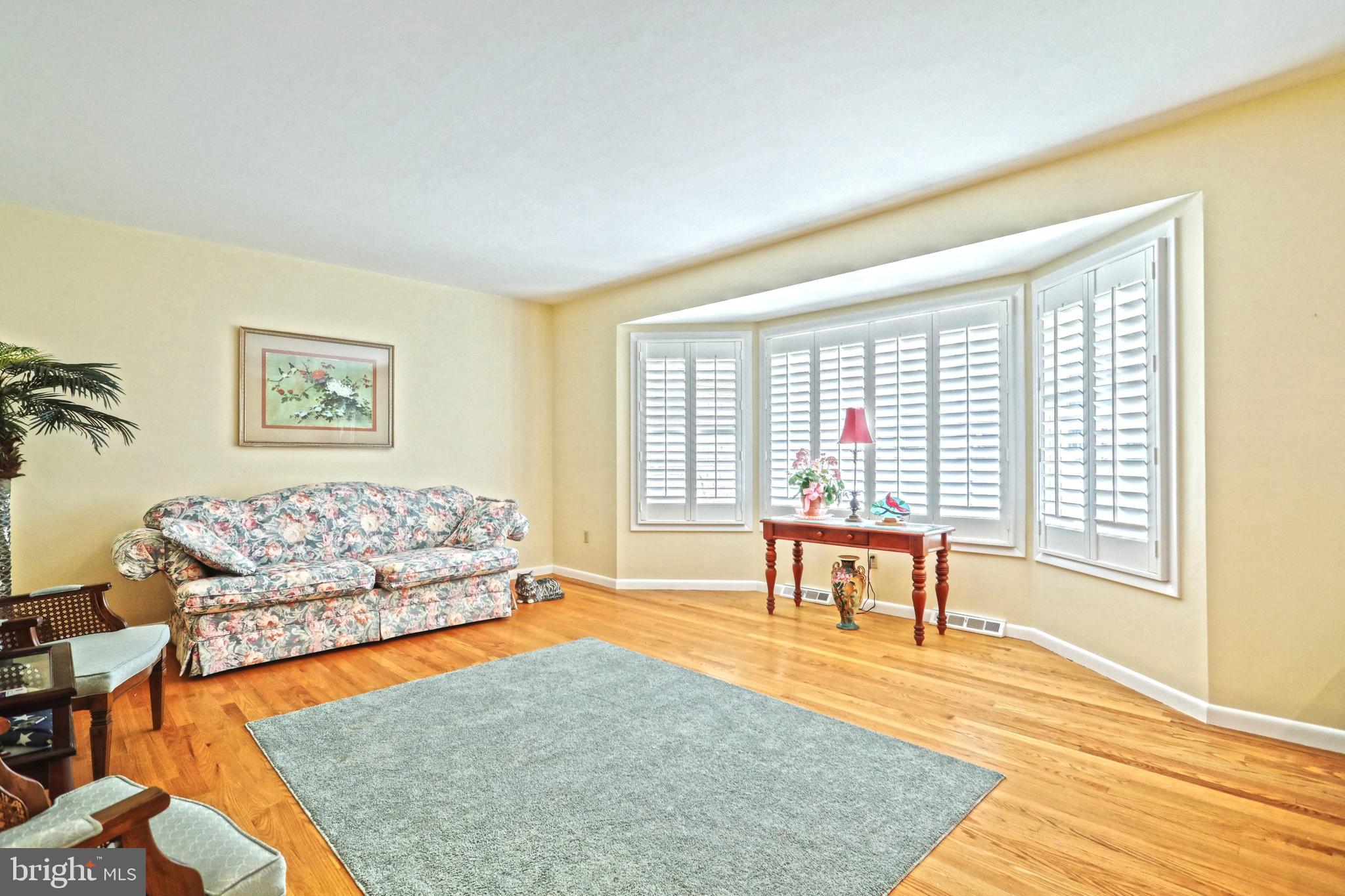 MARLBOROUGH WEST - Residential