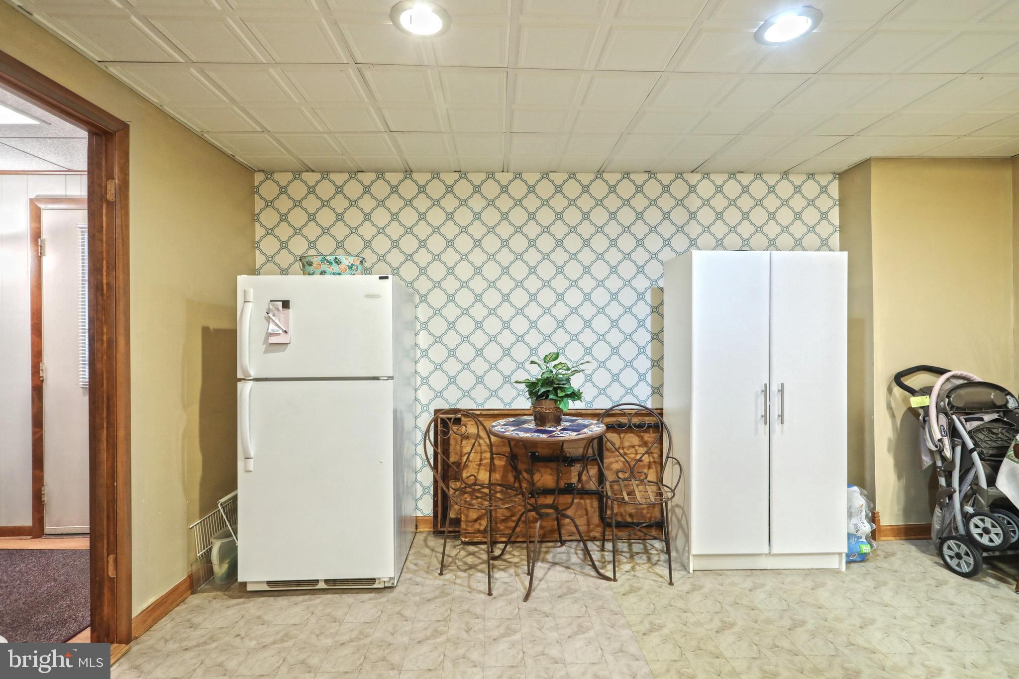 MARLBOROUGH WEST - Residential