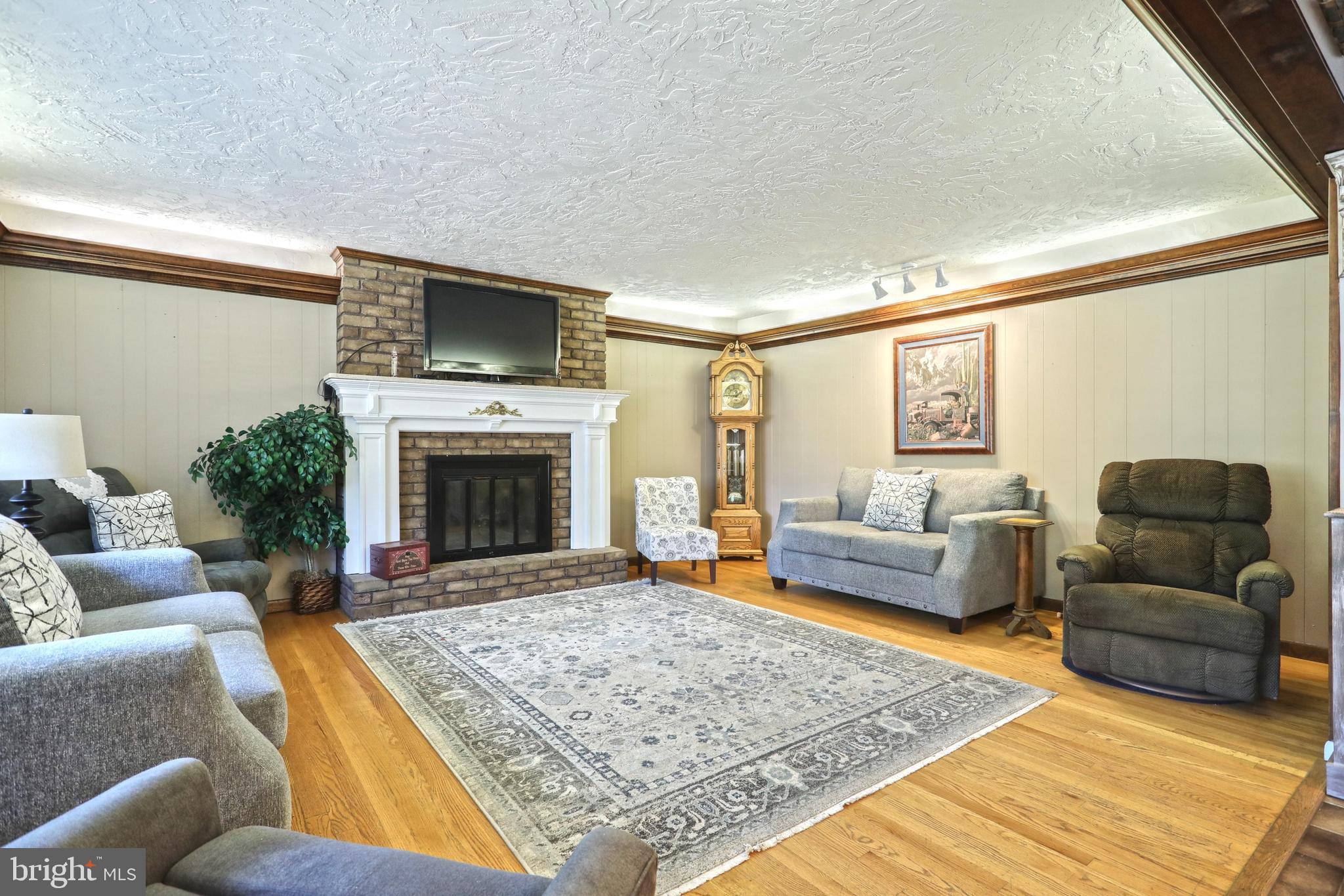 MARLBOROUGH WEST - Residential