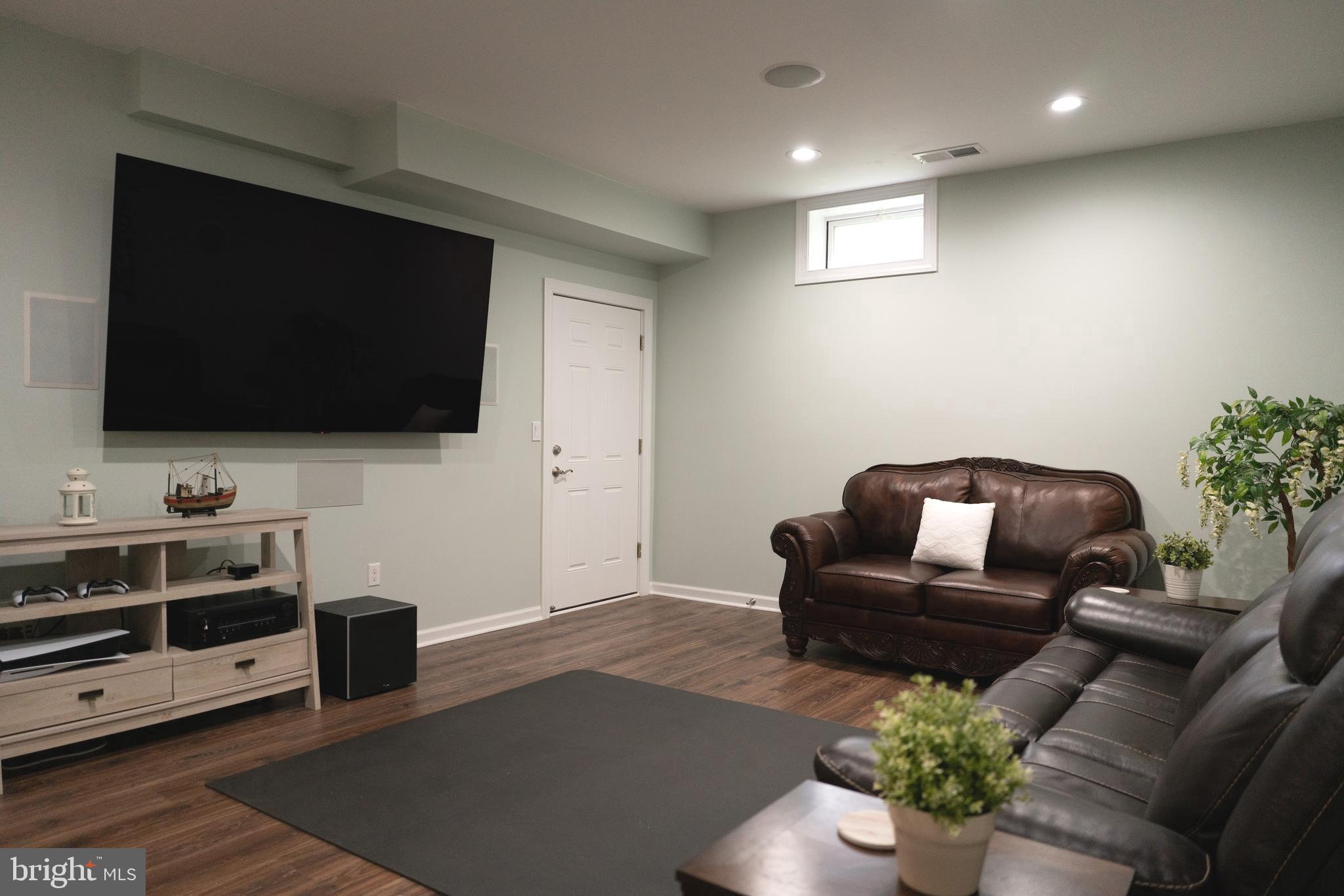 GEORGES ESTATES - Residential Lease