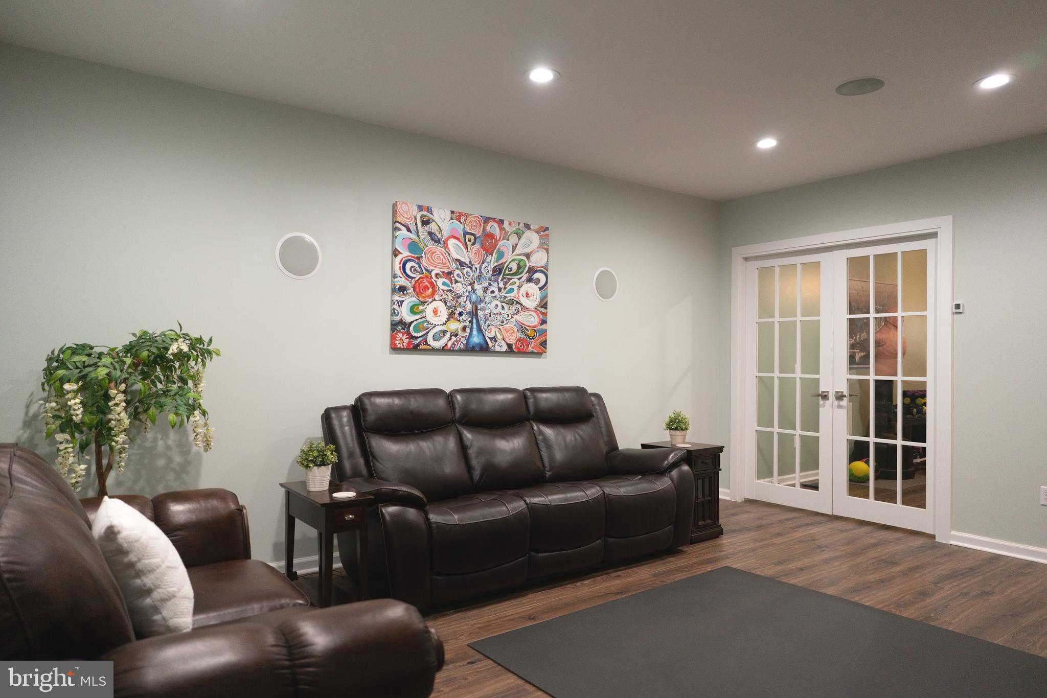 GEORGES ESTATES - Residential Lease