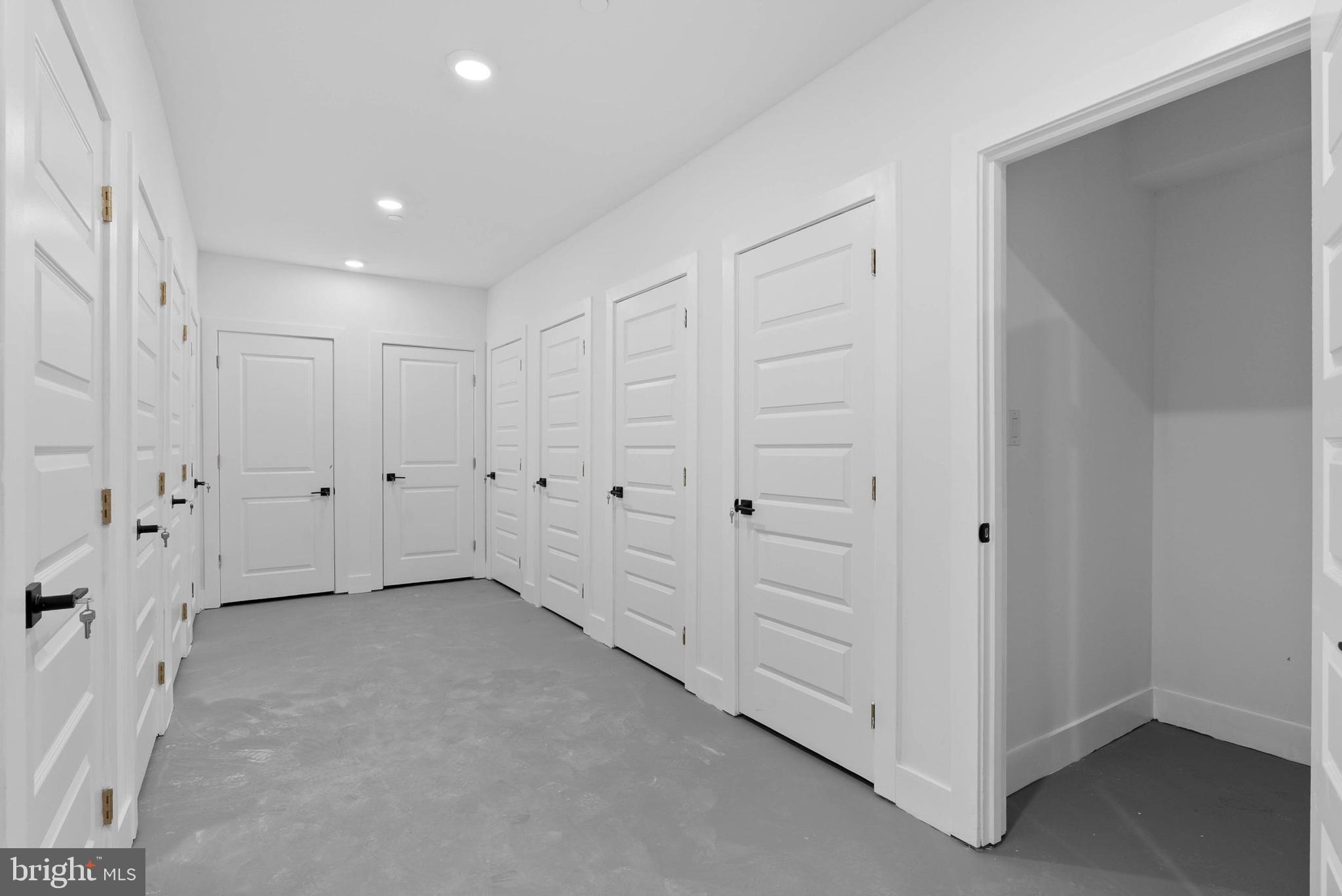 NORRIS SQUARE - Residential Lease