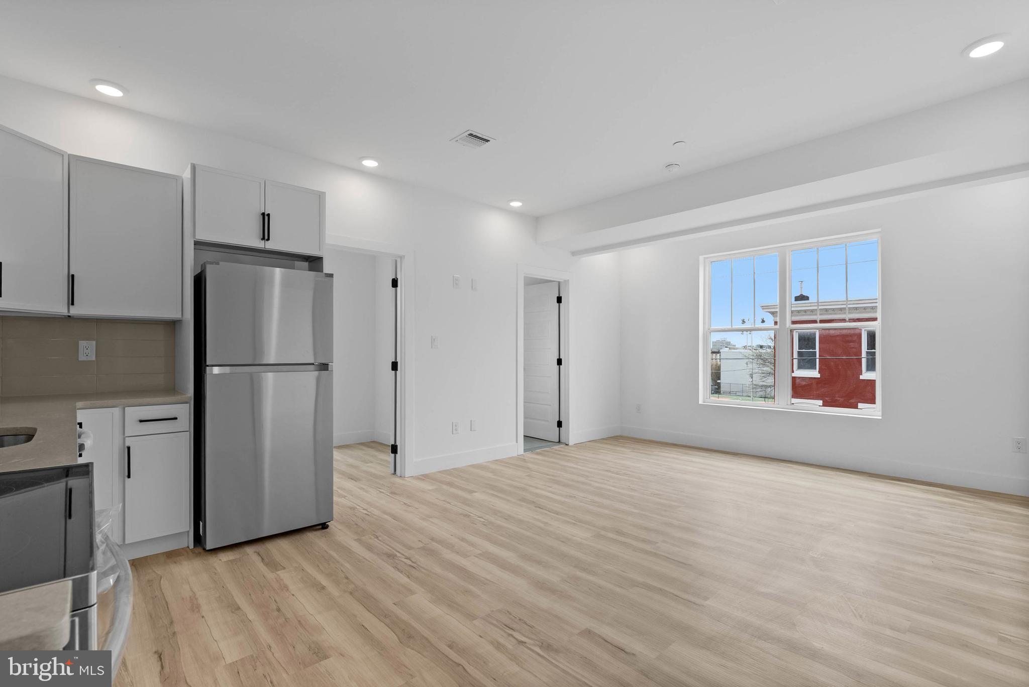 NORRIS SQUARE - Residential Lease