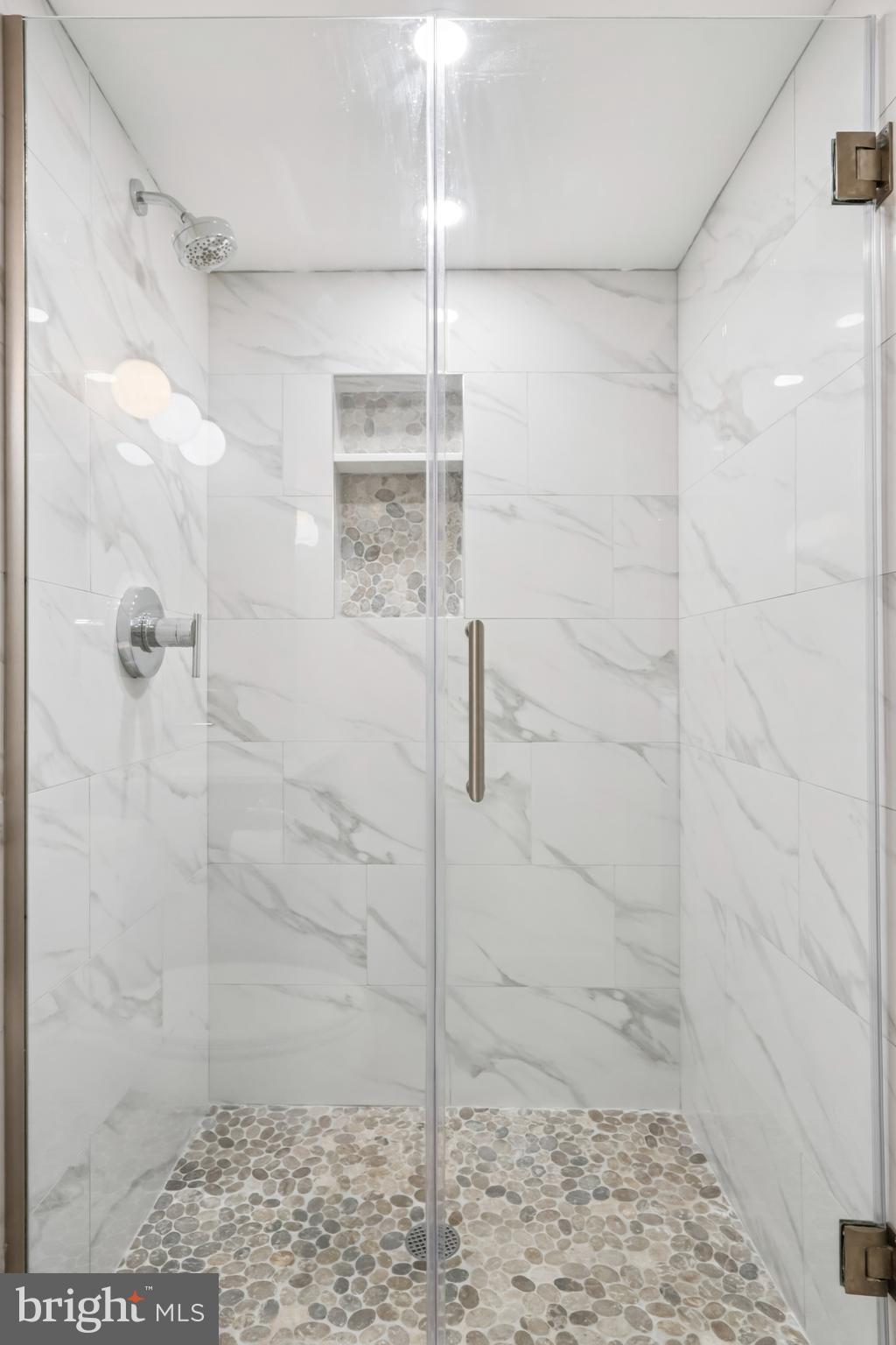 VALLEY FORGE TOWER - Residential