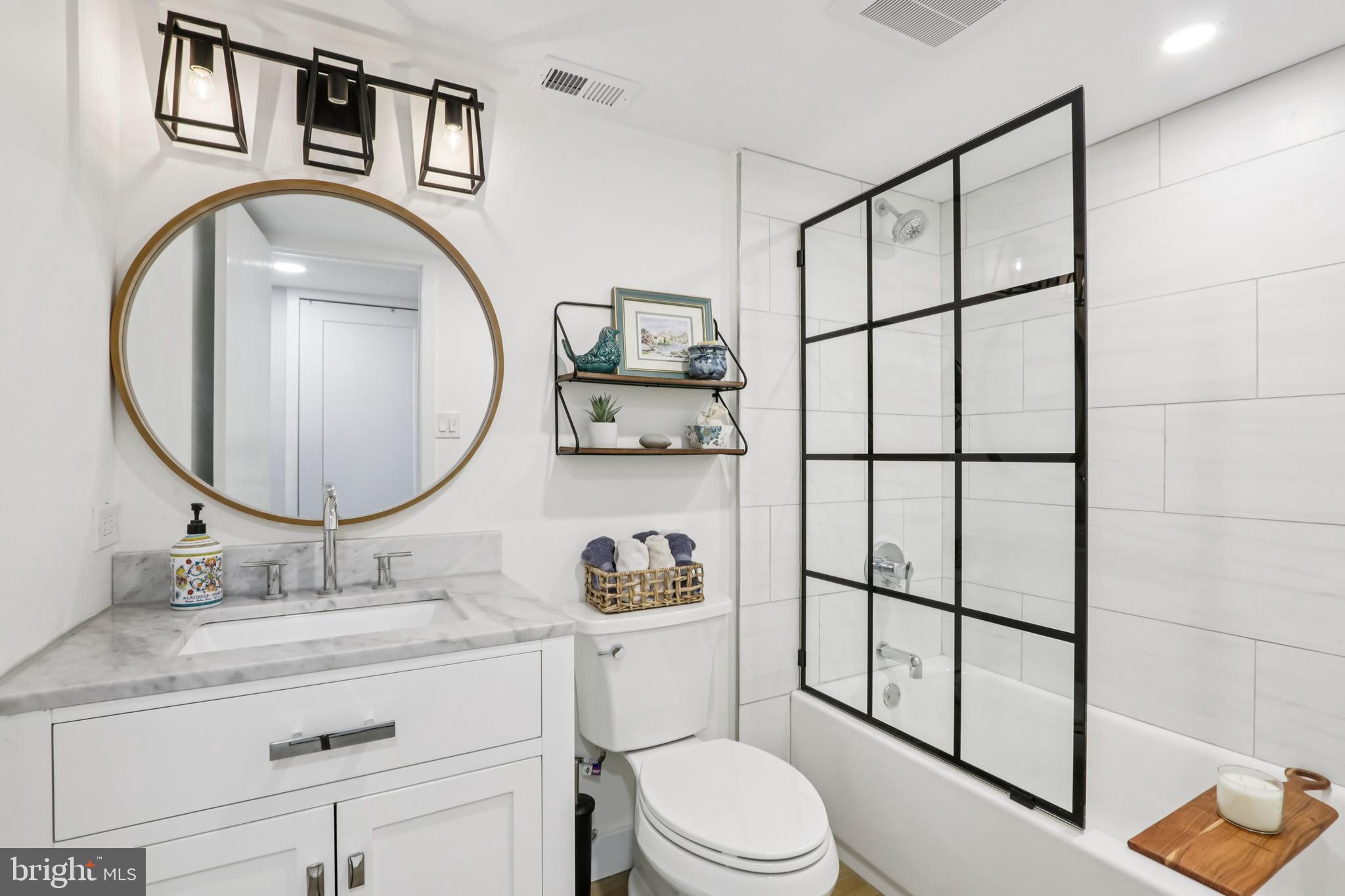 VALLEY FORGE TOWER - Residential