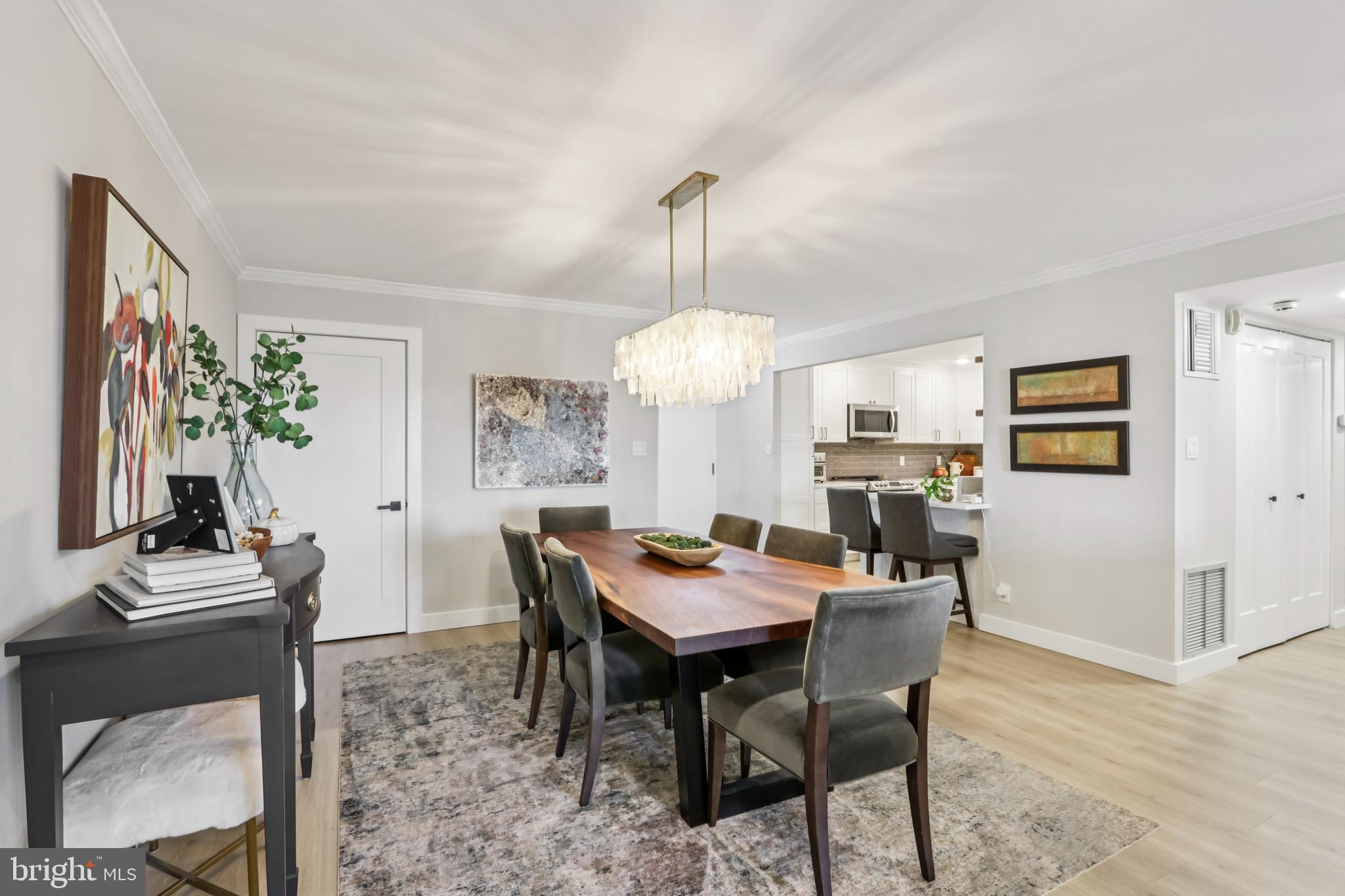 VALLEY FORGE TOWER - Residential