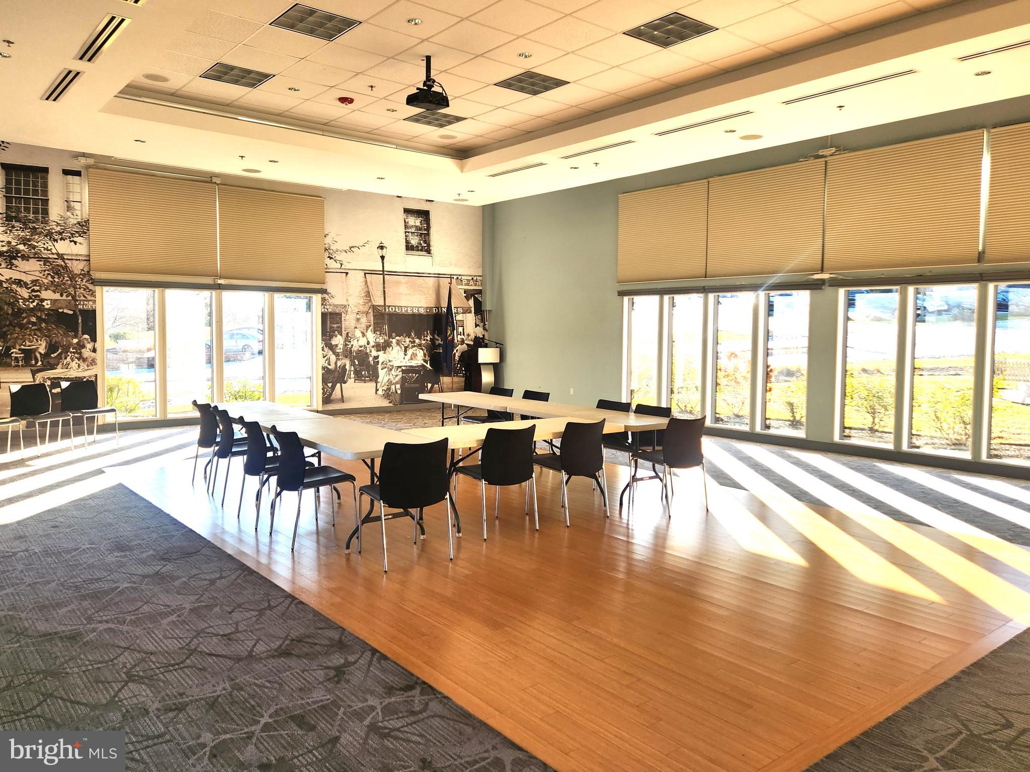 VALLEY FORGE TOWER - Residential