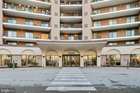 21033 VALLEY FORGE CIRCLE 1033 KING OF PRUSSIA PA 19406