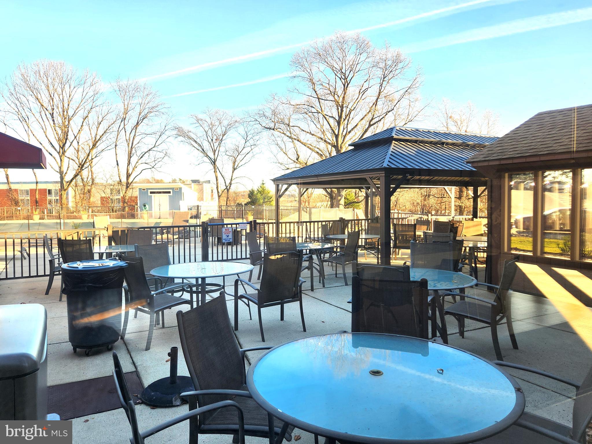 VALLEY FORGE TOWER - Residential