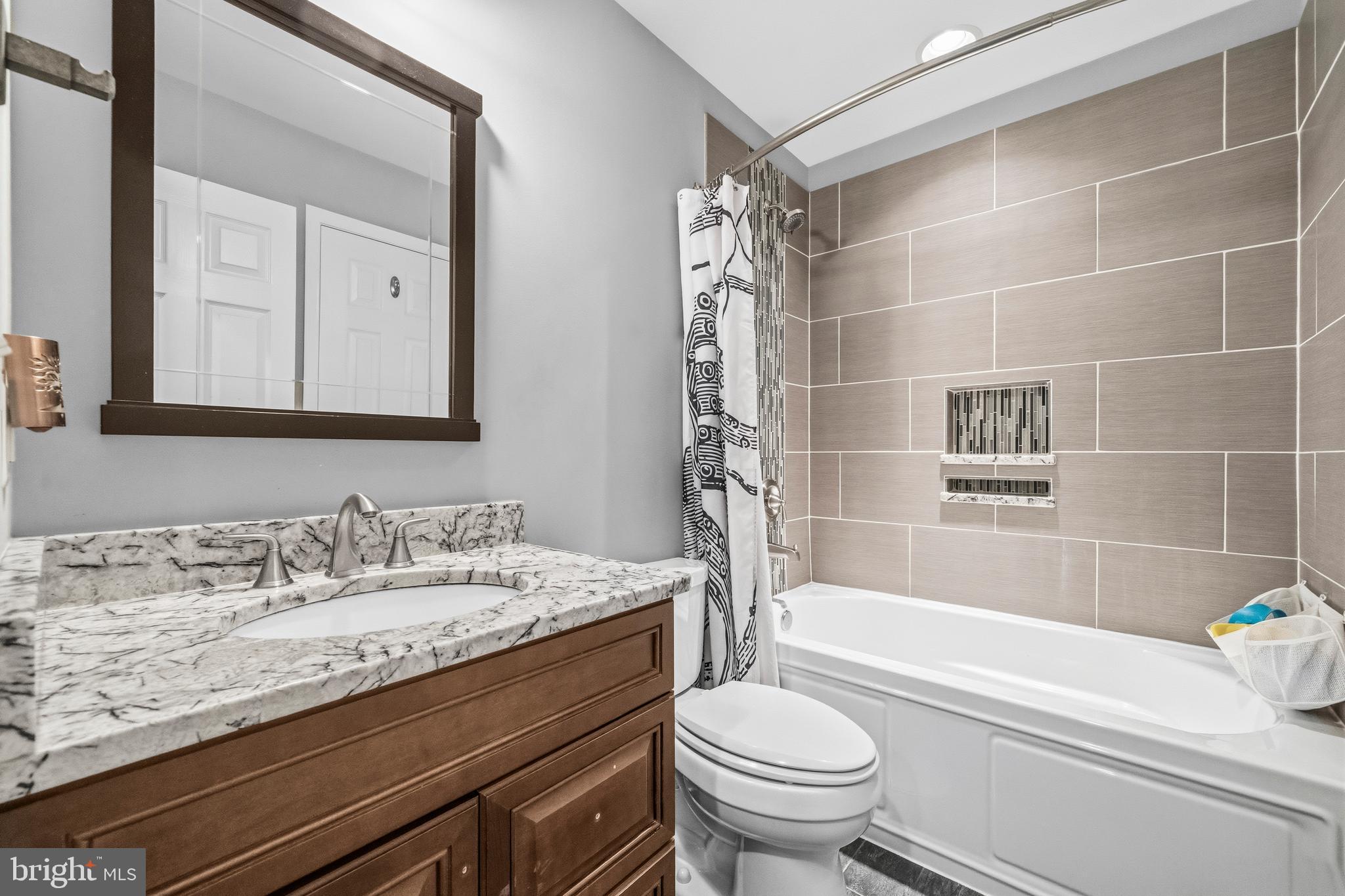 QUAIL RIDGE - Residential