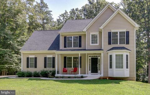 Photo of 16379 Covey Circle, AMISSVILLE, VA 20106 (MLS # VACU2013312)