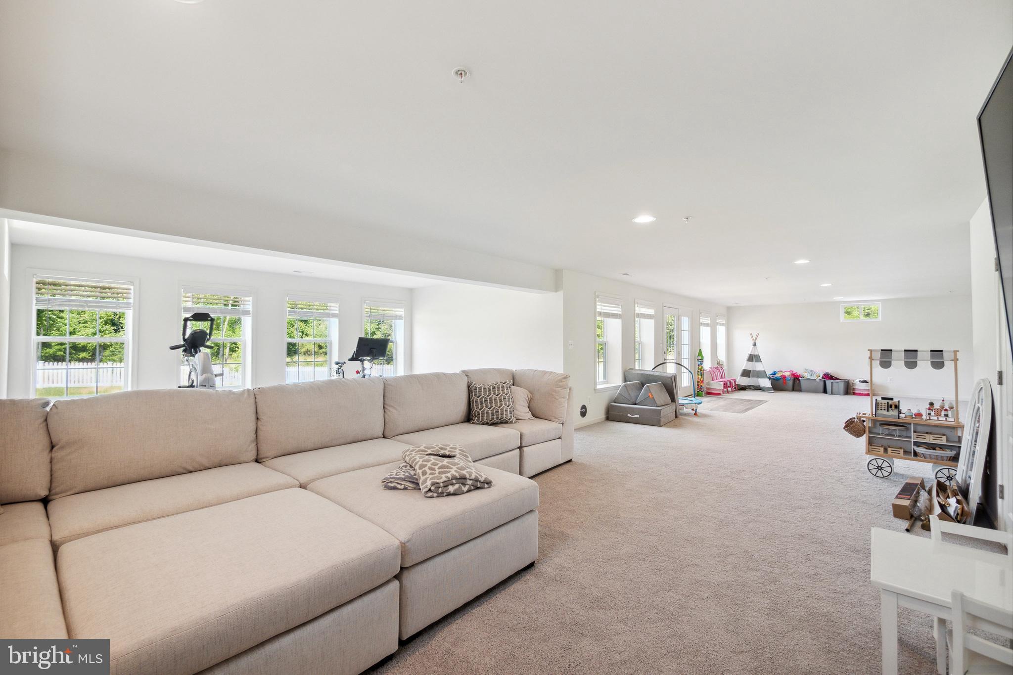 WESTFIELDS - Residential