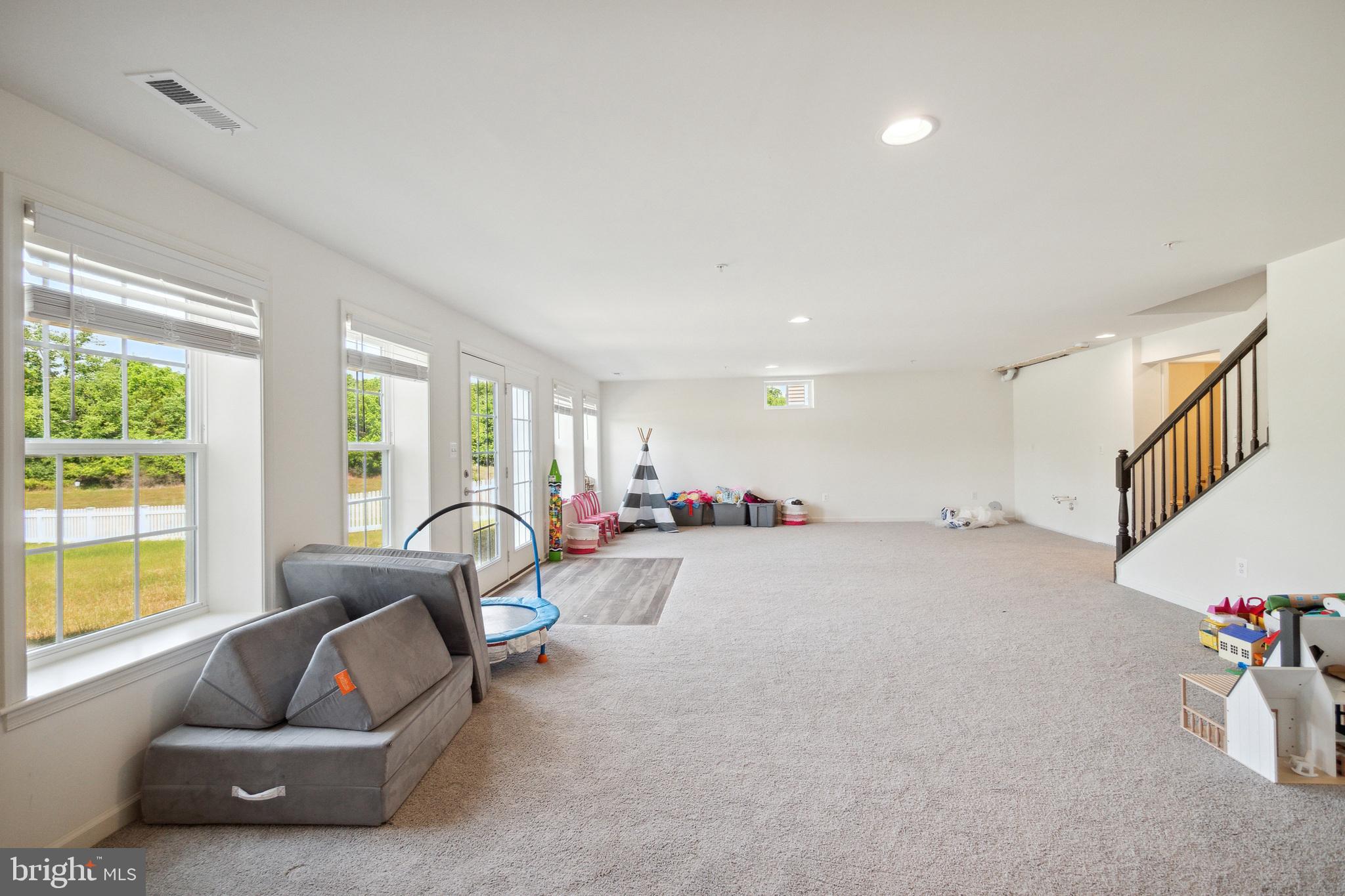 WESTFIELDS - Residential