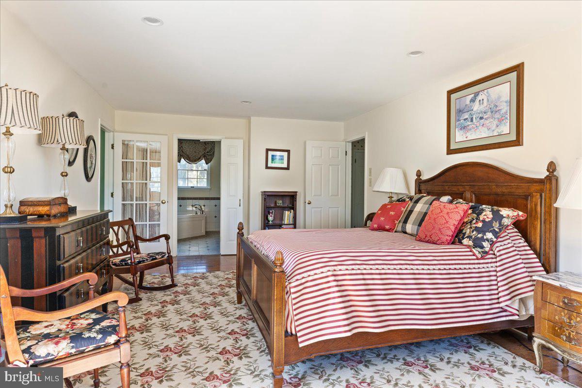 DOYLESTOWN - Residential