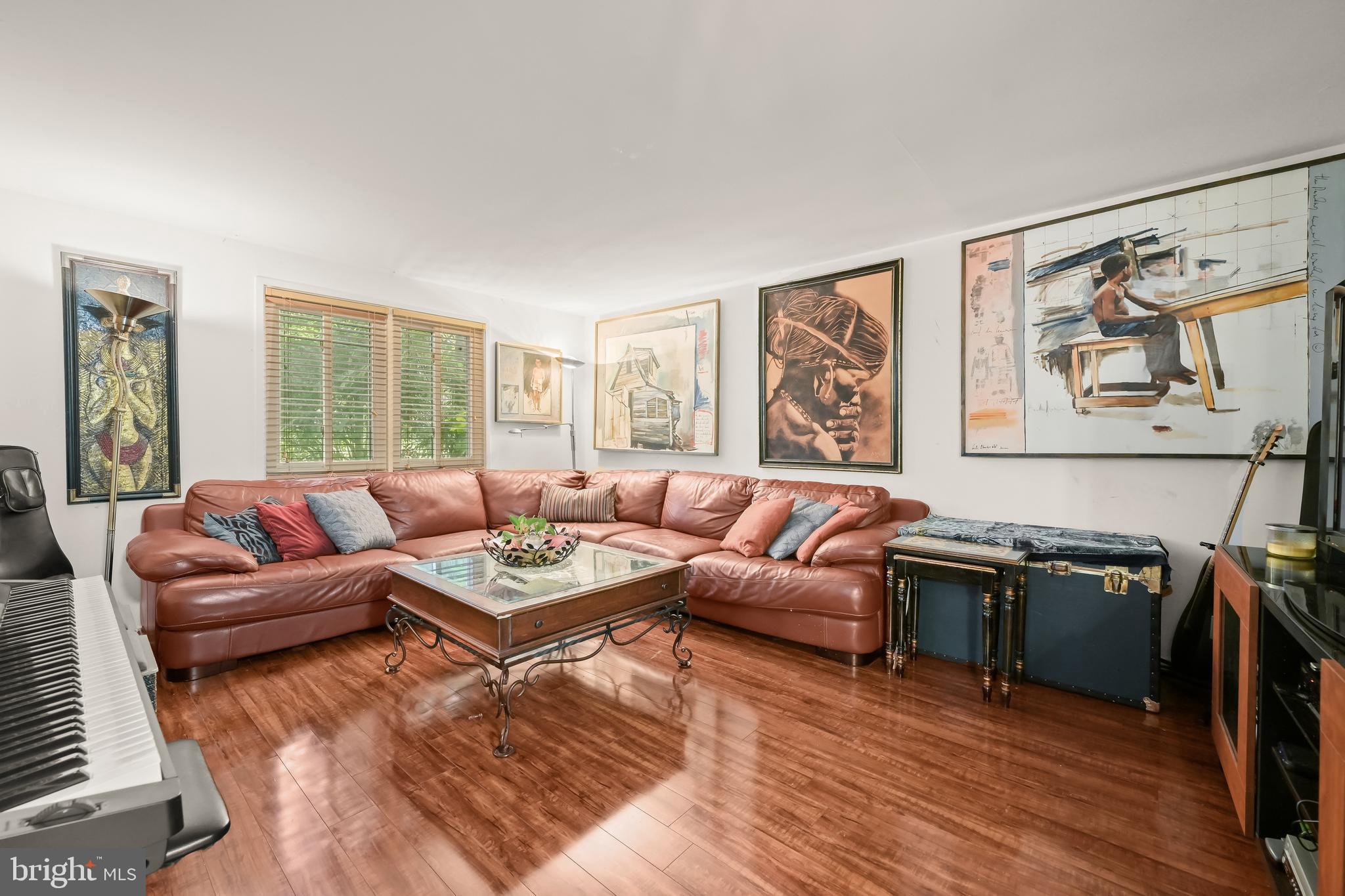 STEDWICK TOWNHOUSES - Residential