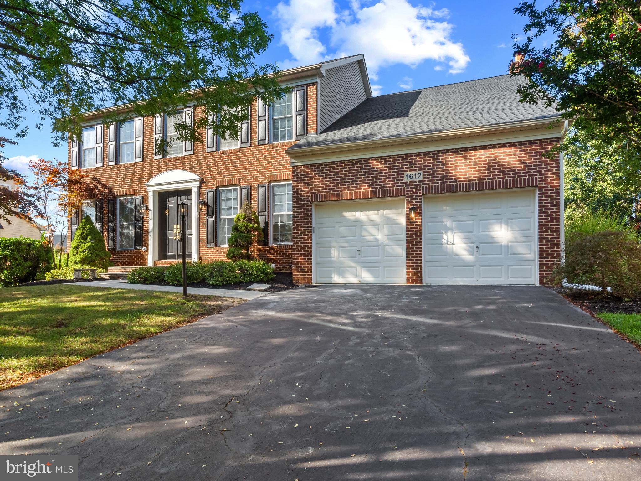 CHAPEL GROVE - Residential