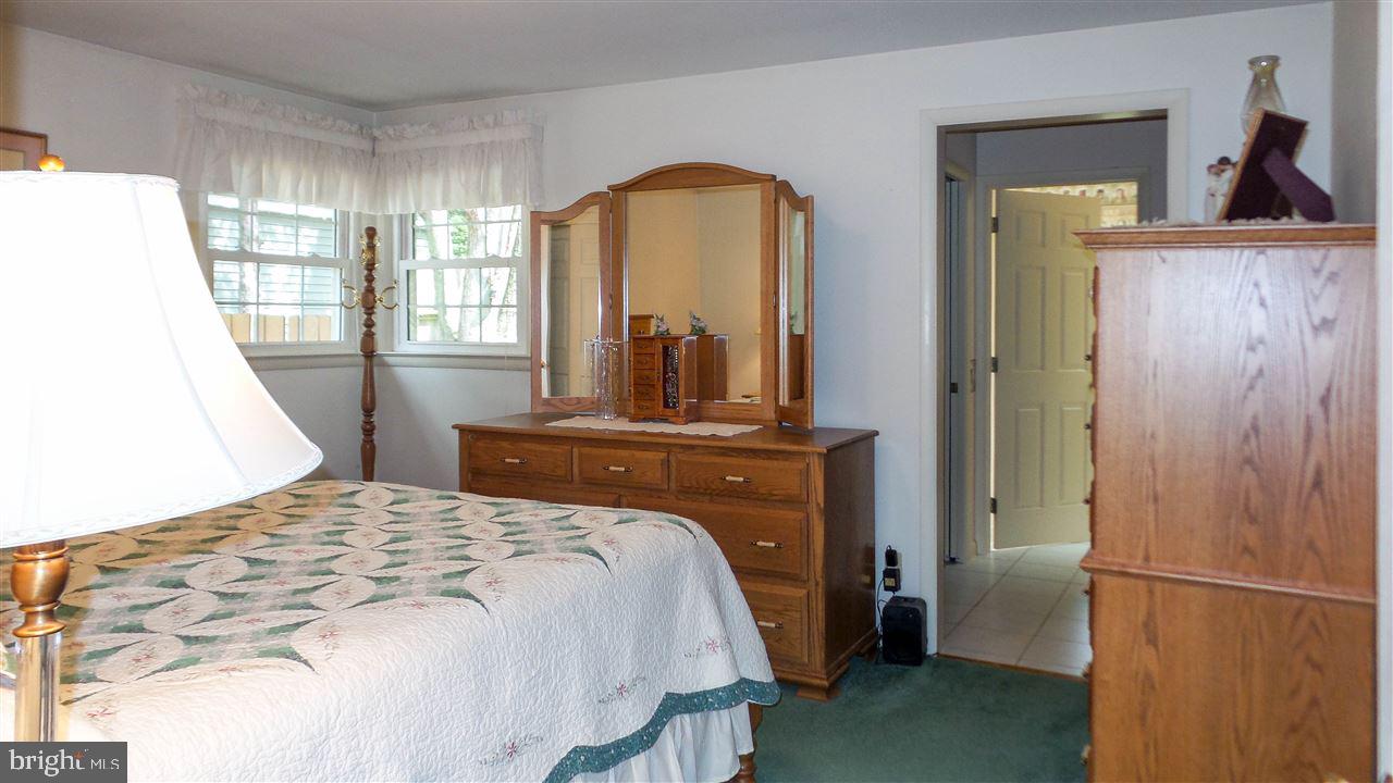 HAINES ACRES - Residential